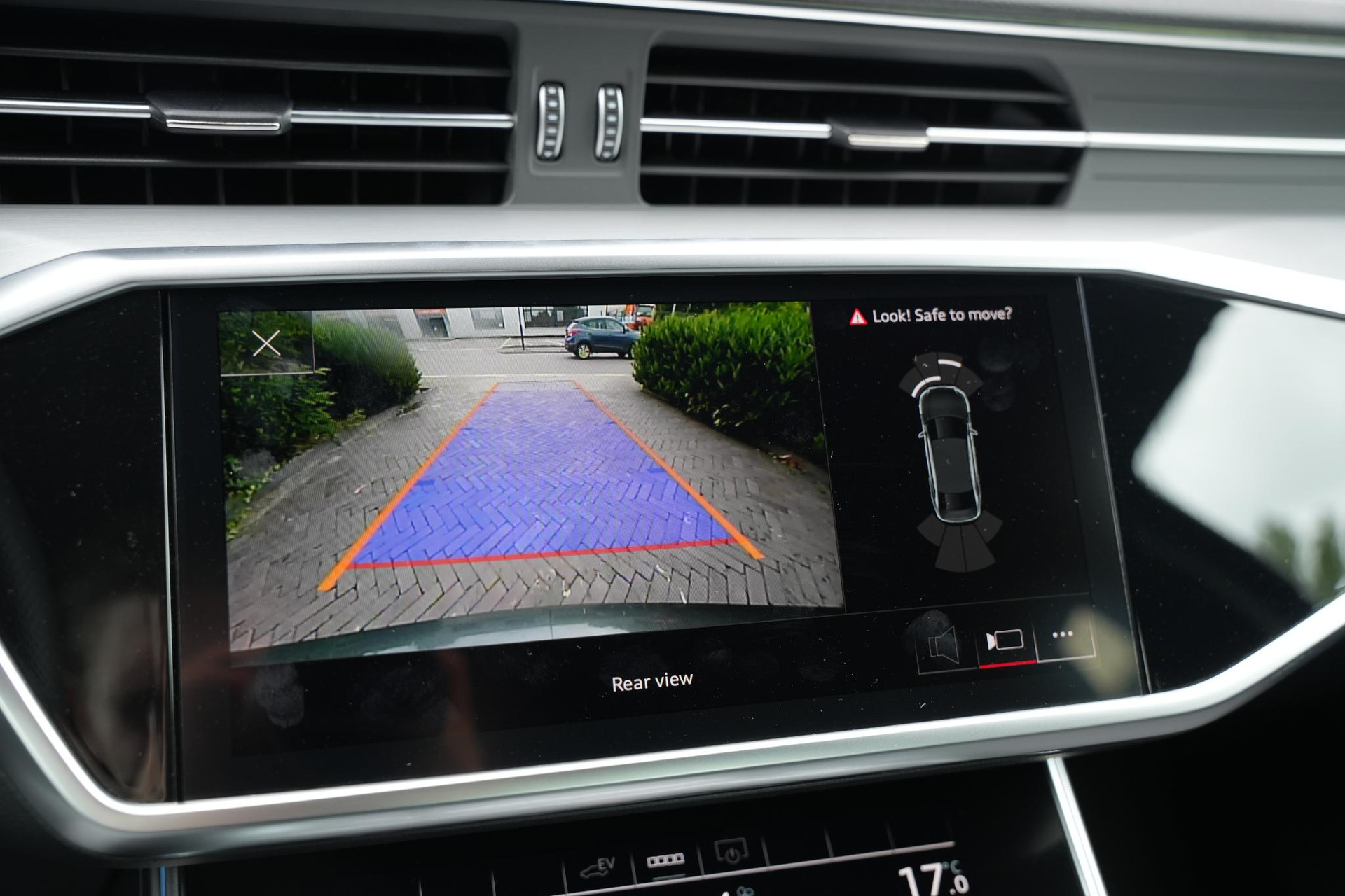 Audi A6 Limousine 50 TFSI e quattro S edition 2023 Daytonagrijs pareleffect 17