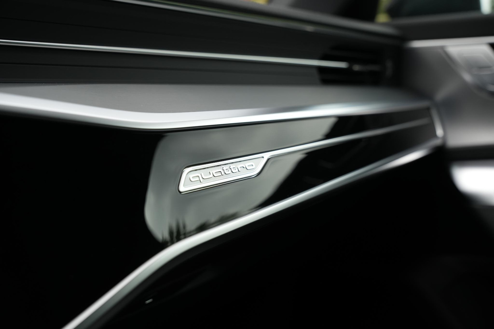Audi A6 Limousine 50 TFSI e quattro S edition 2023 Daytonagrijs pareleffect 27