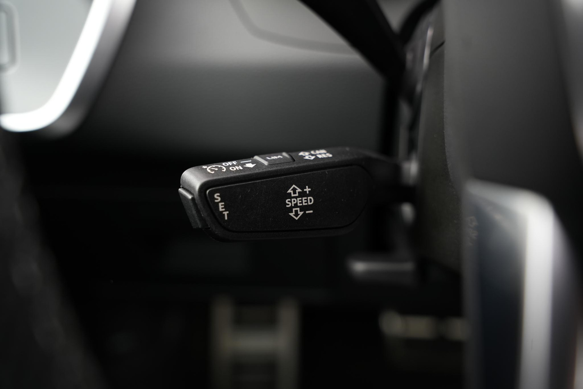 Audi A6 Limousine 50 TFSI e quattro S edition 2023 Daytonagrijs pareleffect 32