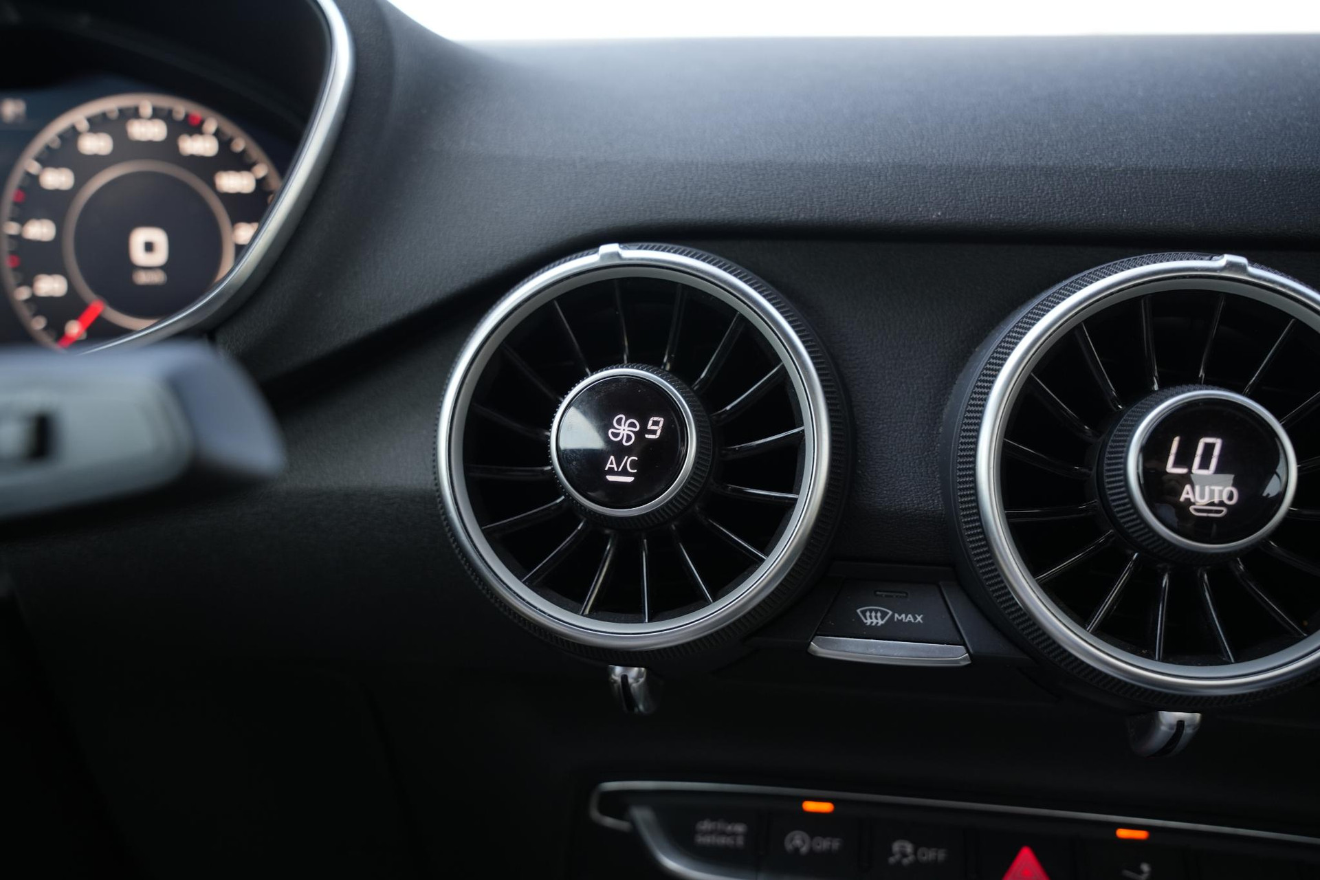 Audi TT 1.8 TFSI Pro Line S 2016 Mythoszwart metallic 17