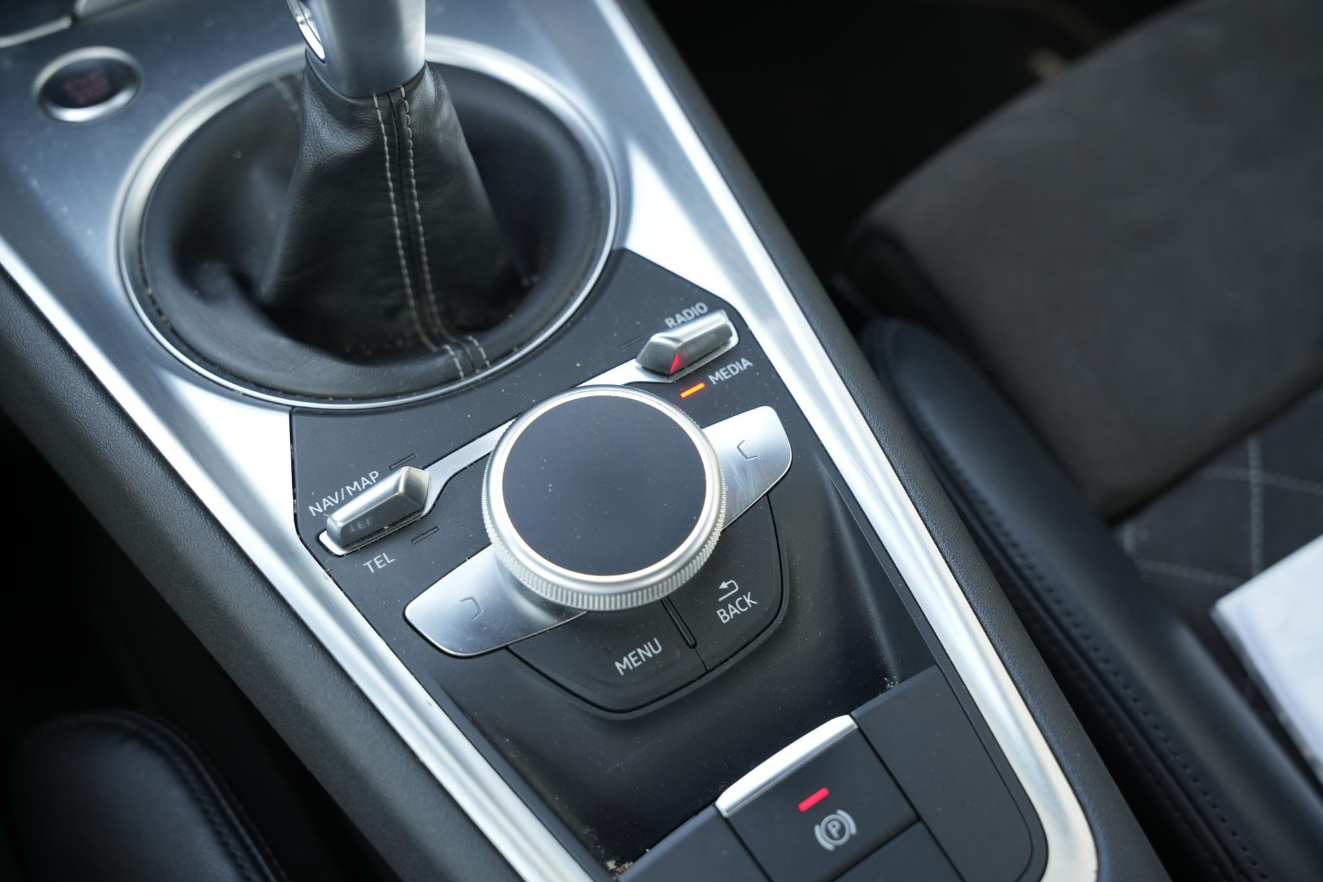 Audi TT 1.8 TFSI Pro Line S 2016 Mythoszwart metallic 31