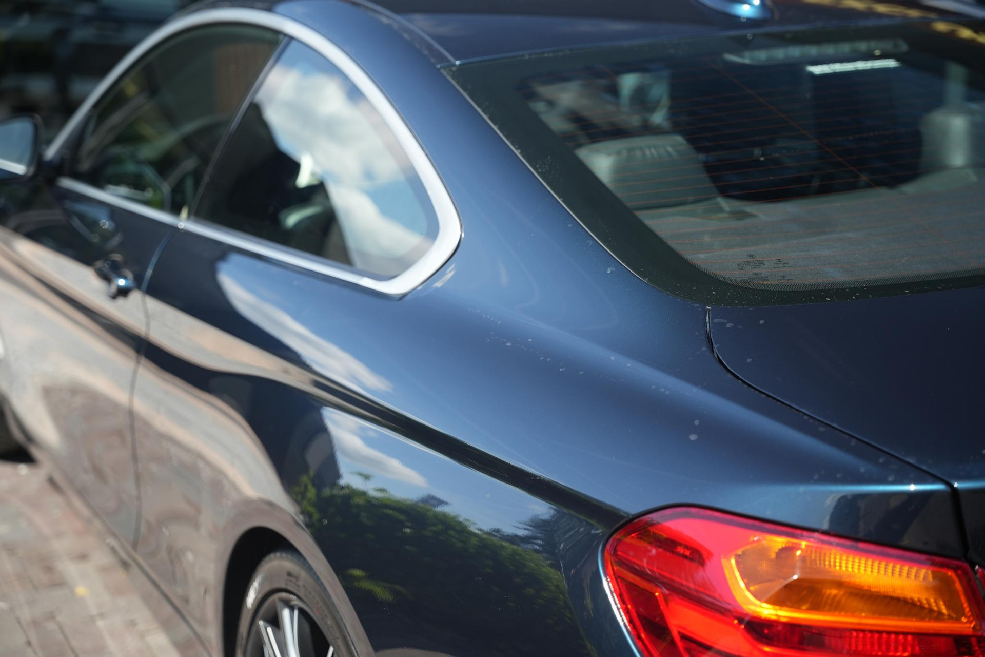 BMW 4 Serie Coupé 420d Executive 2016 Midnight blue metallic 11