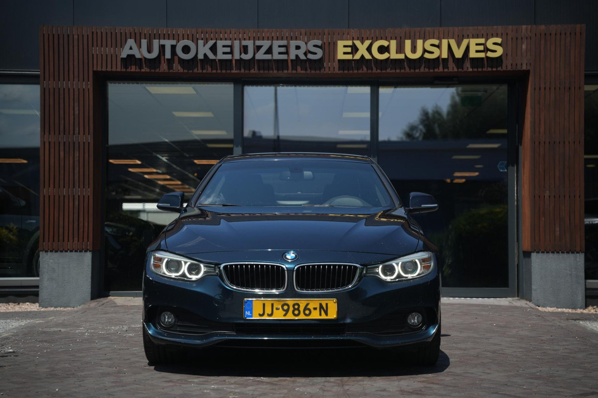 BMW 4 Serie Coupé 420d Executive 2016 Midnight blue metallic 3