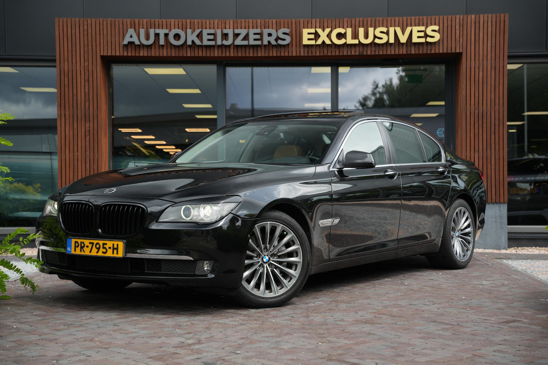 BMW 7 Serie 730d High Executive 2009 BLACK SAPPHIRE METALLIC (475) 5