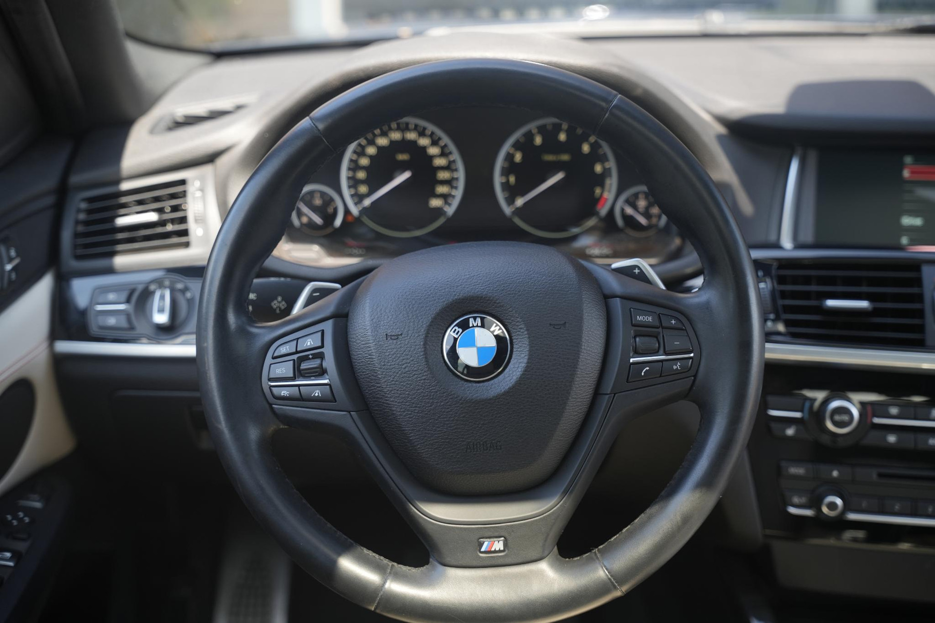BMW X4 xDrive35i High Executive 2015 Carbonschwarz metallic 14