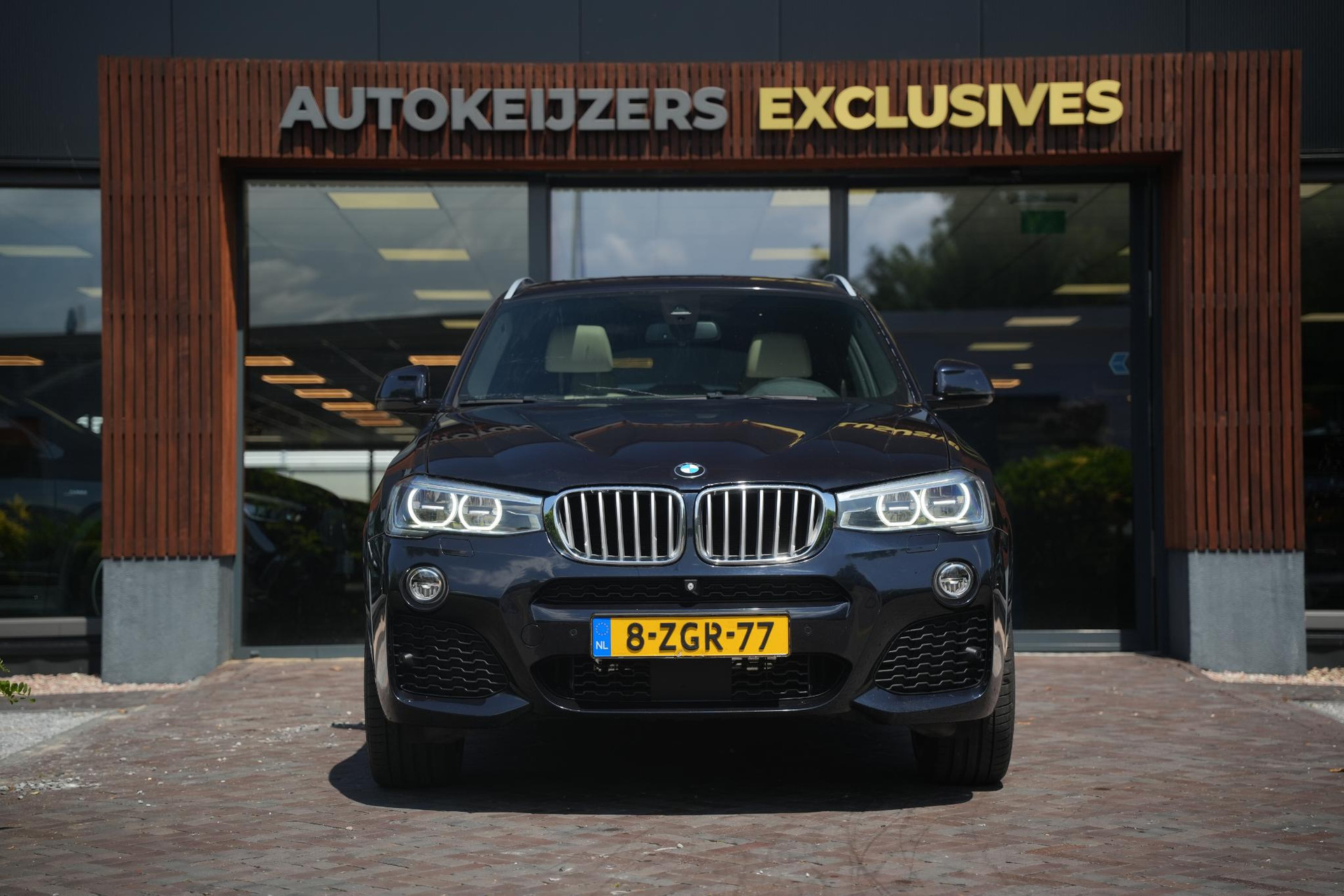 BMW X4 xDrive35i High Executive 2015 Carbonschwarz metallic 2