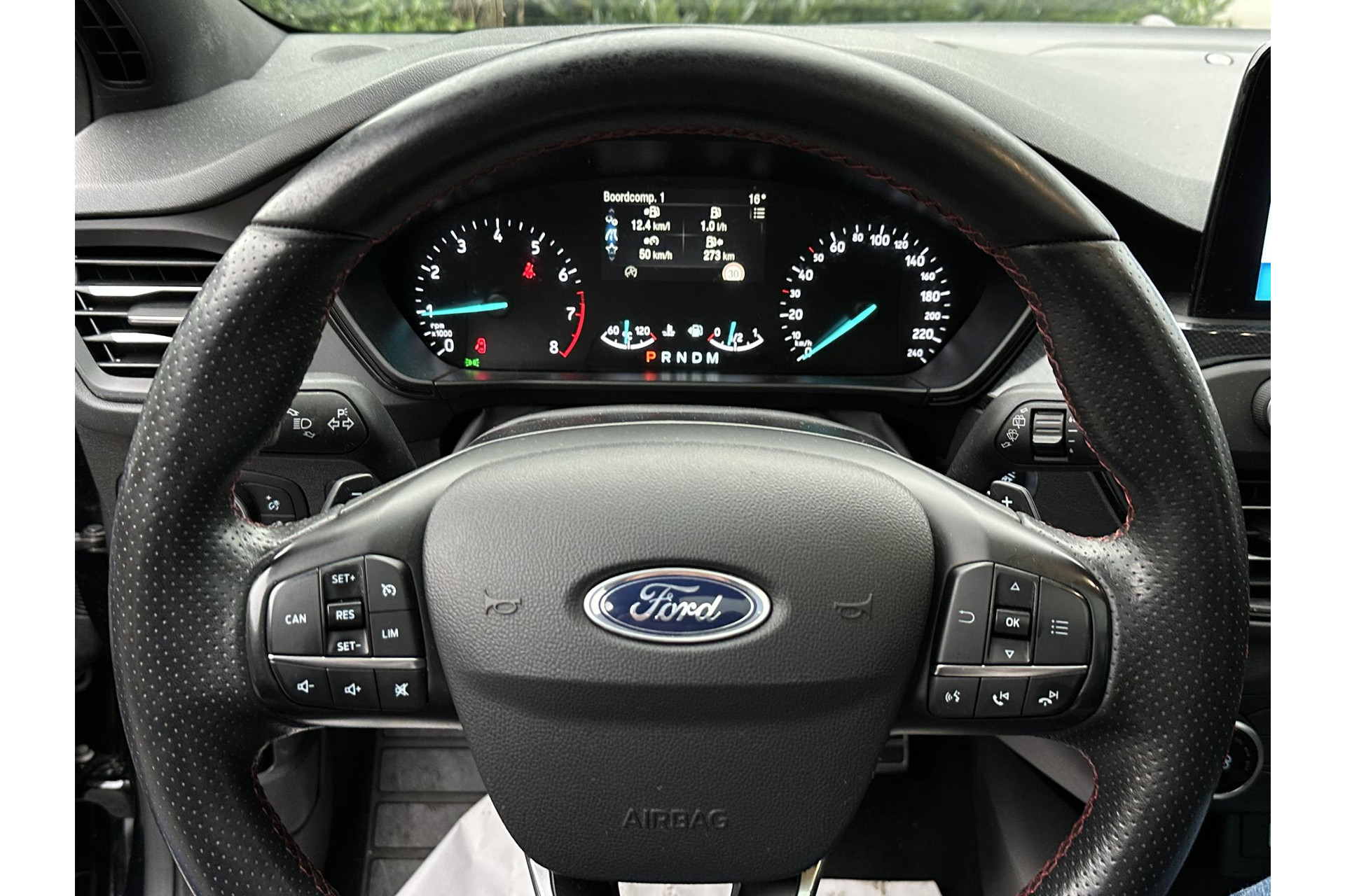 Ford Focus 1.5 EcoBoost ST Line Business 2018 Absolute Black (Pnzat) 27