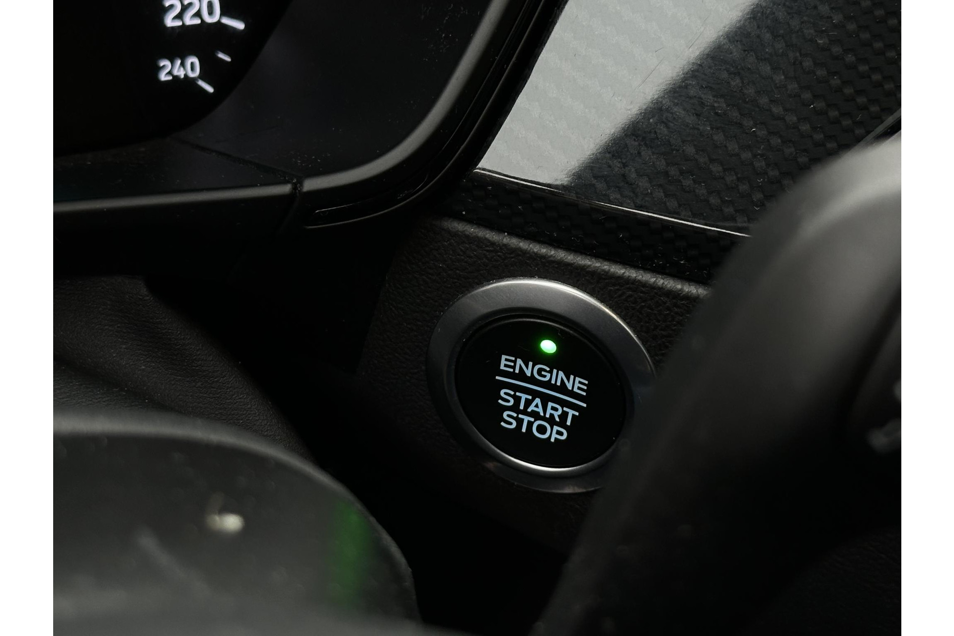 Ford Focus 1.5 EcoBoost ST Line Business 2018 Absolute Black (Pnzat) 30