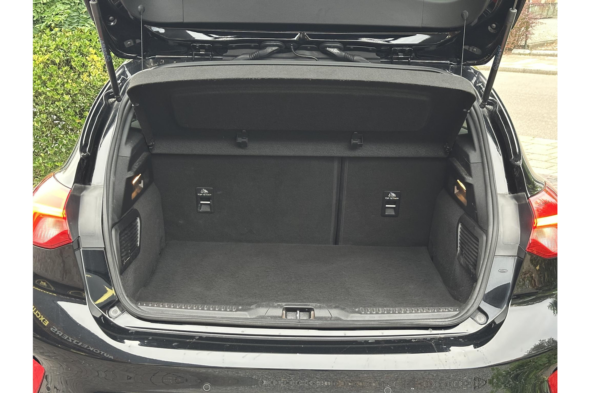 Ford Focus 1.5 EcoBoost ST Line Business 2018 Absolute Black (Pnzat) 9