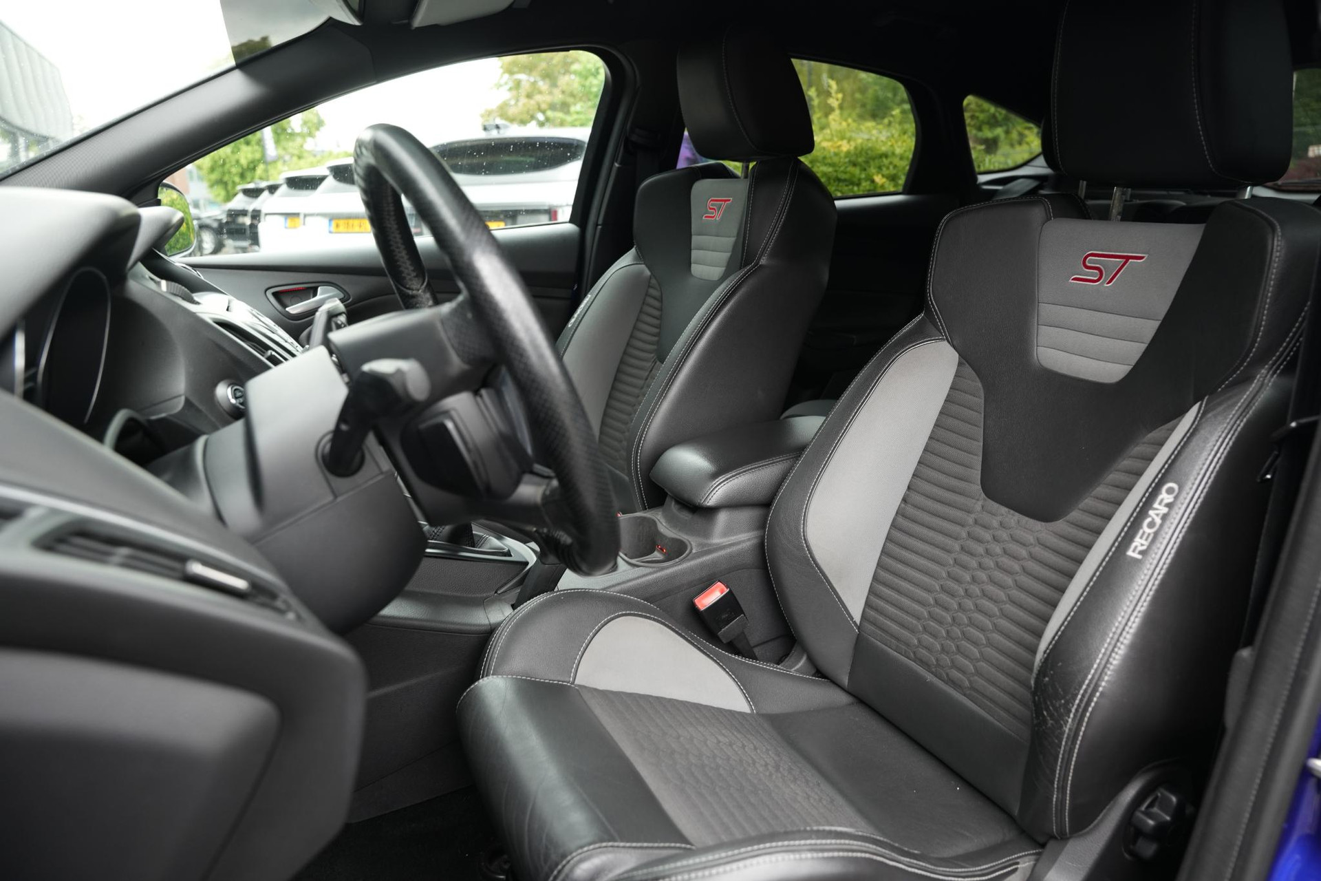Ford Focus 2.0 EcoBoost ST-2 2012  4
