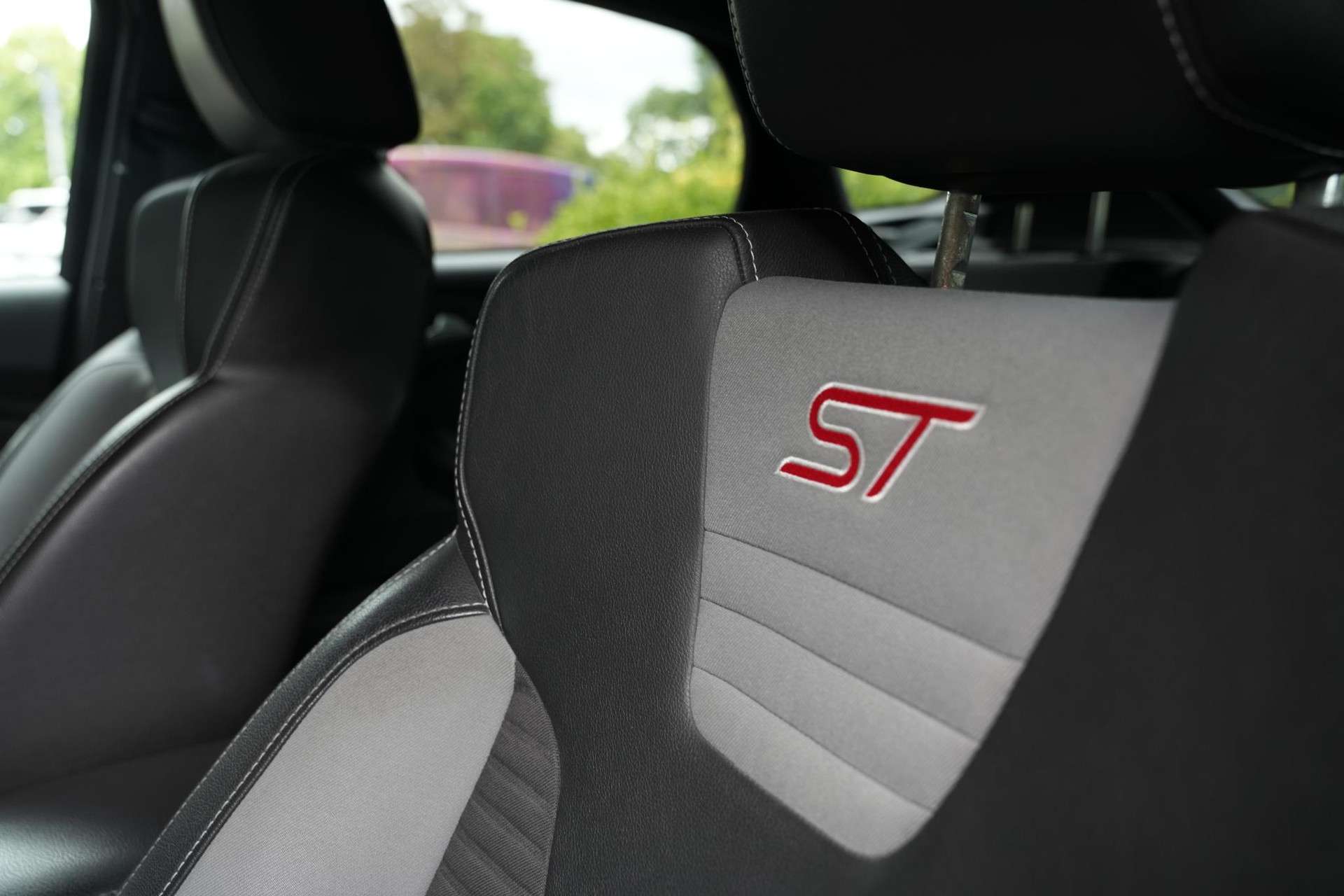 Ford Focus 2.0 EcoBoost ST-2 2012  6