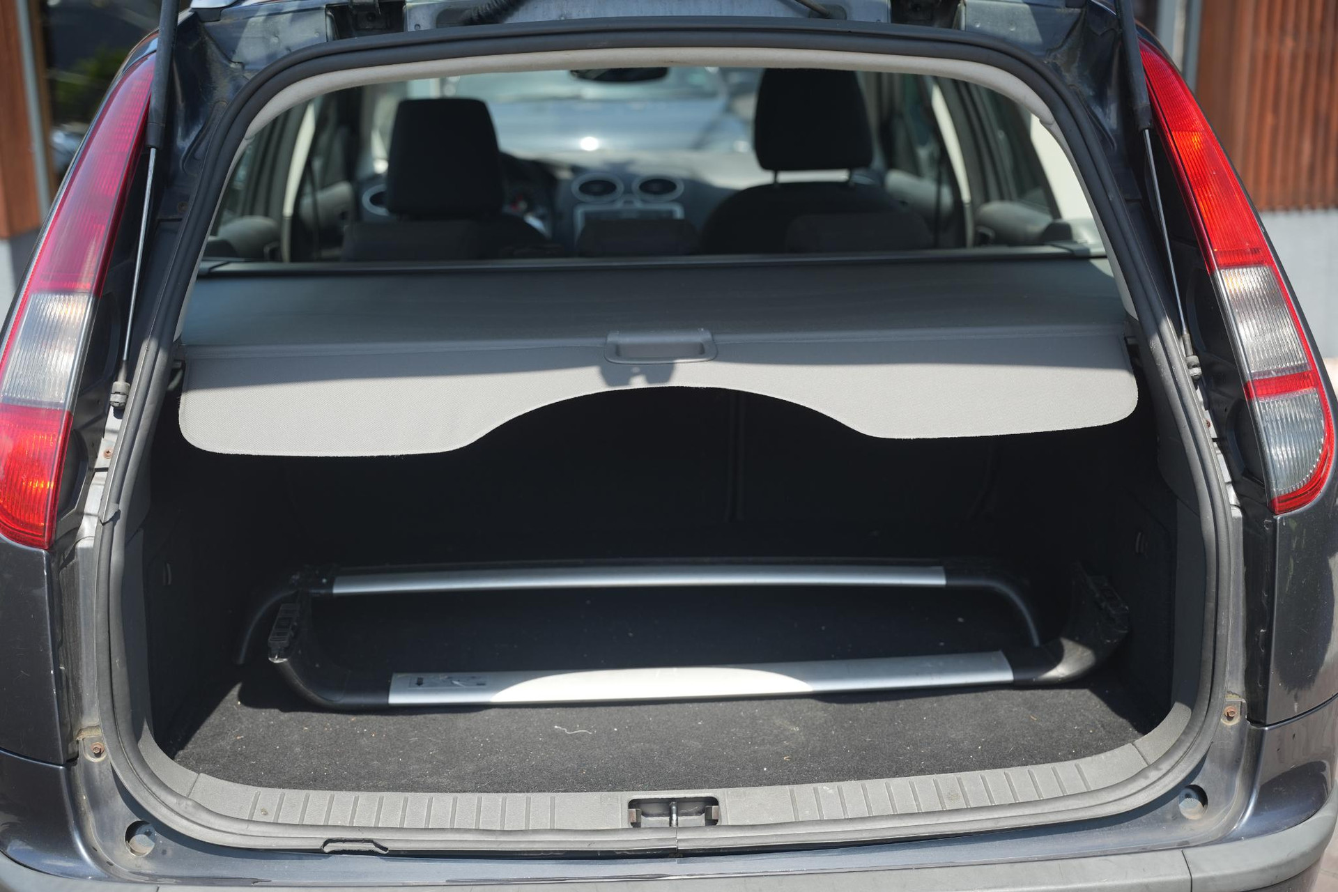Ford FOCUS Wagon 1.6-16V Futura 2007  11