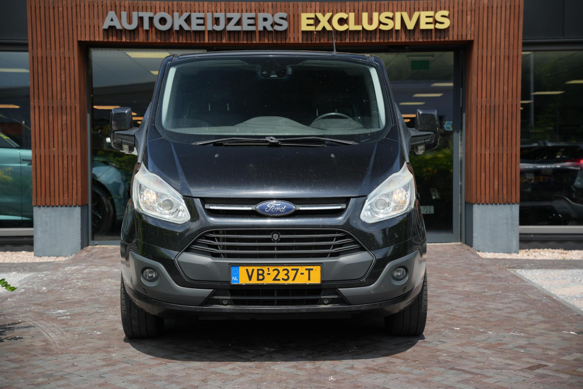 Ford Transit Custom 290 2.2 TDCI L2H1 Limited DC 2013  3