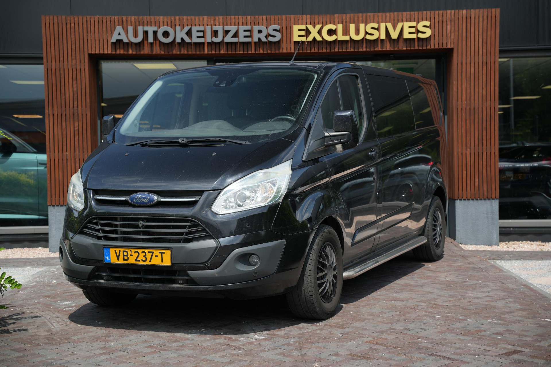 Ford Transit Custom 290 2.2 TDCI L2H1 Limited DC 2013  5