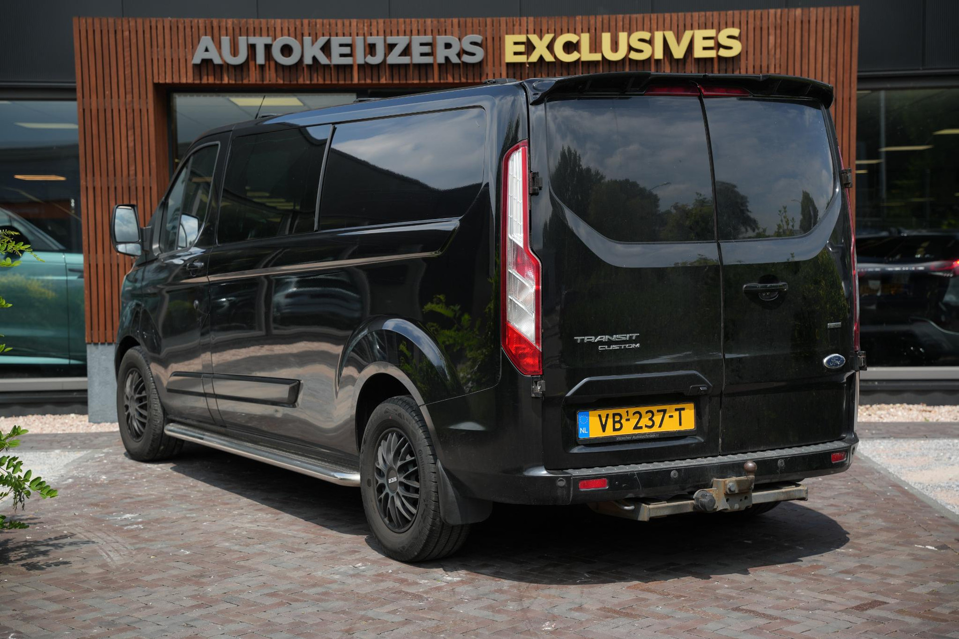 Ford Transit Custom 290 2.2 TDCI L2H1 Limited DC 2013  9