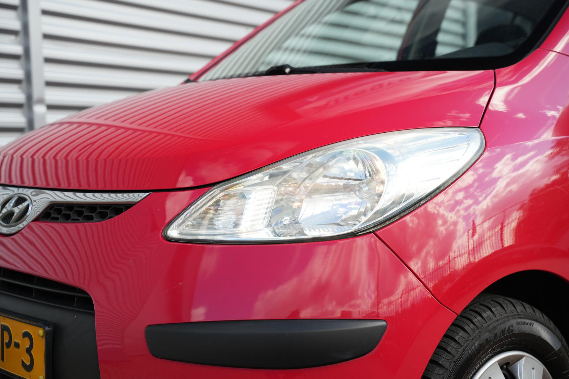 Hyundai i10 1.1 Active 2008 Electric Red (H4) 14