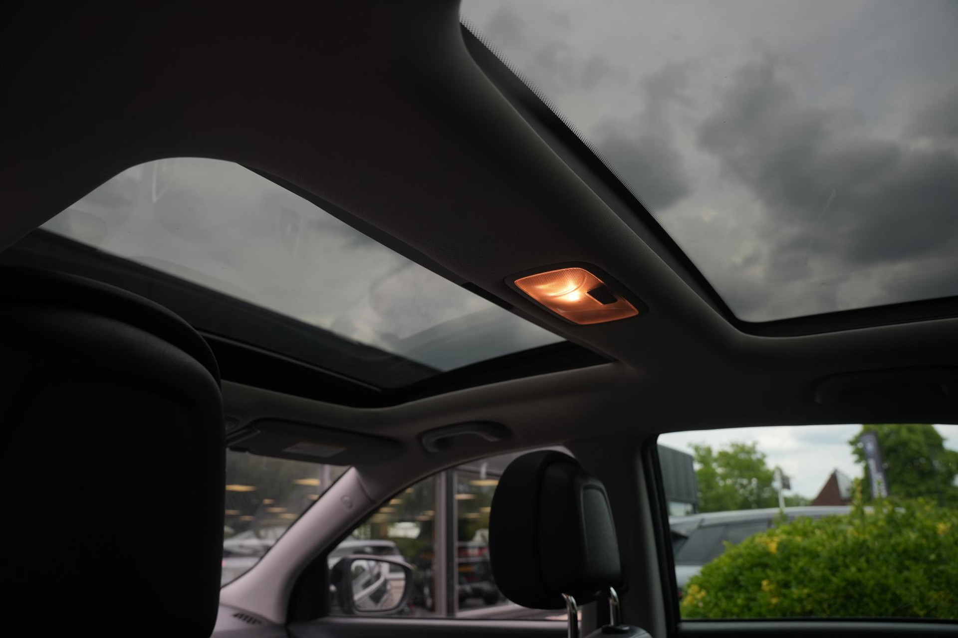 Hyundai ix35 2.0i i-Catcher 2012 Phantom Black Pearl (PAE) 6