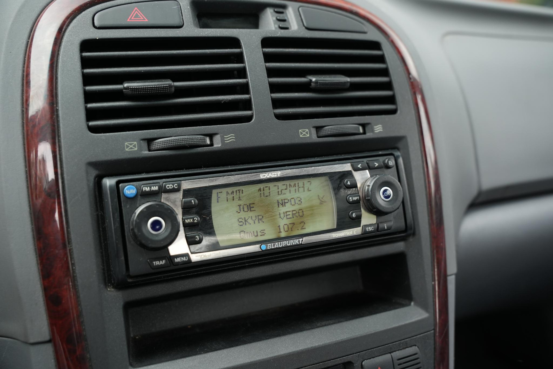 Kia Magentis 2.0 X-treme 2005 Imperial Blue Metallic/Imperial Blue Mica (1C) 17