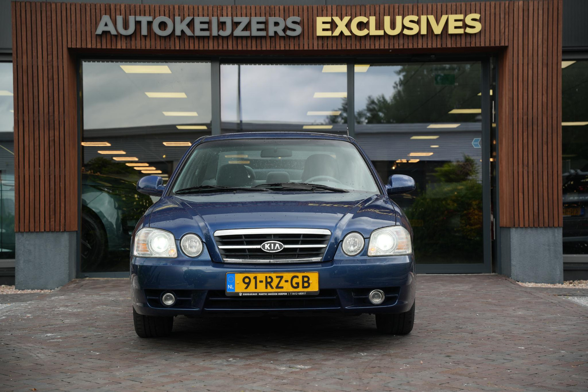 Kia Magentis 2.0 X-treme 2005 Imperial Blue Metallic/Imperial Blue Mica (1C) 3