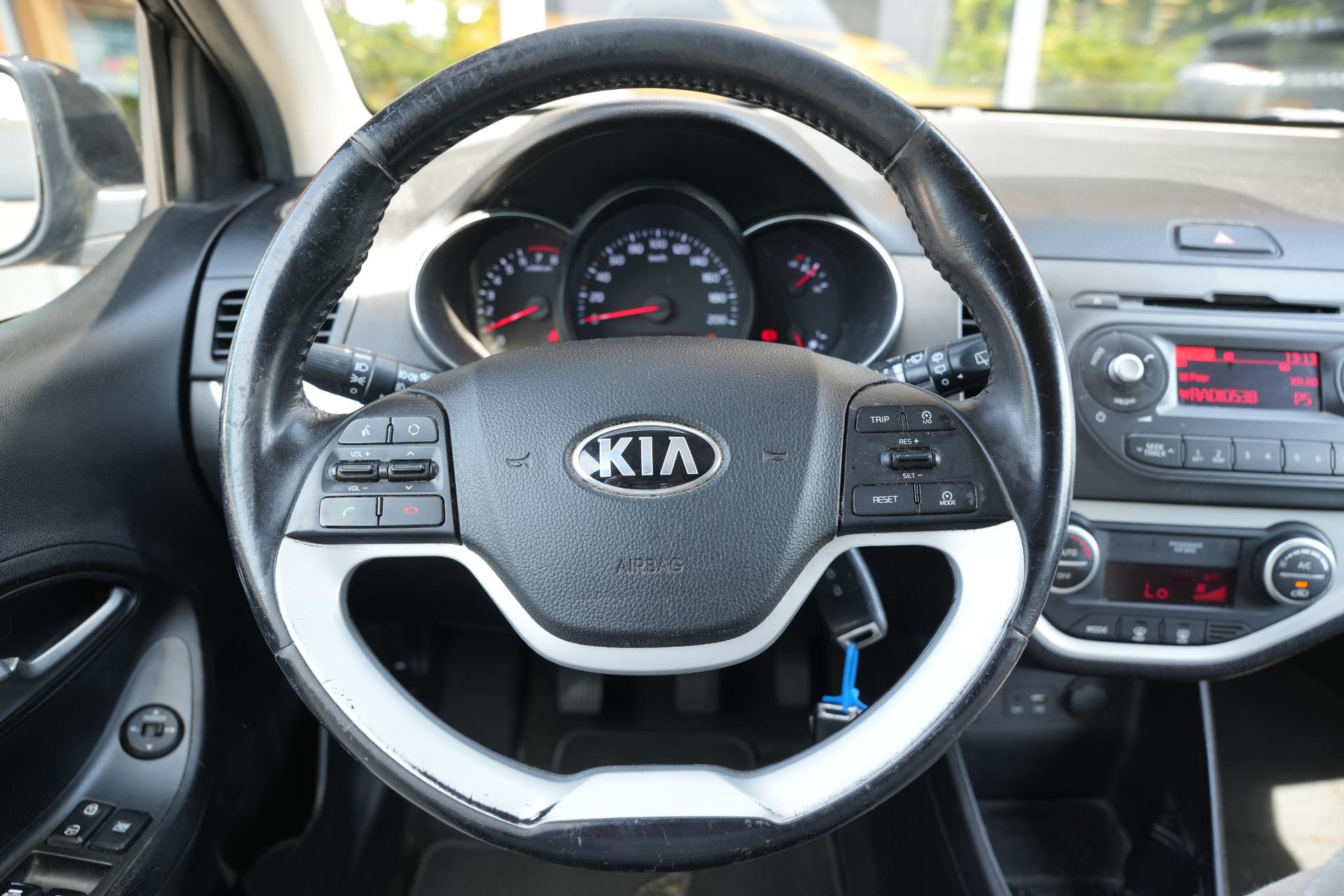 Kia Picanto 1.0 CVVT First Edition 2015 (Z1) 6