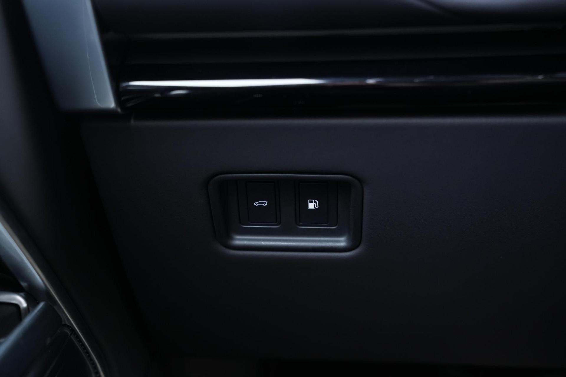 Land Rover Range Rover 3.0 P550e Autobiography PHEV 2025 Exterior Paint - Santorini Black (1AG) 42