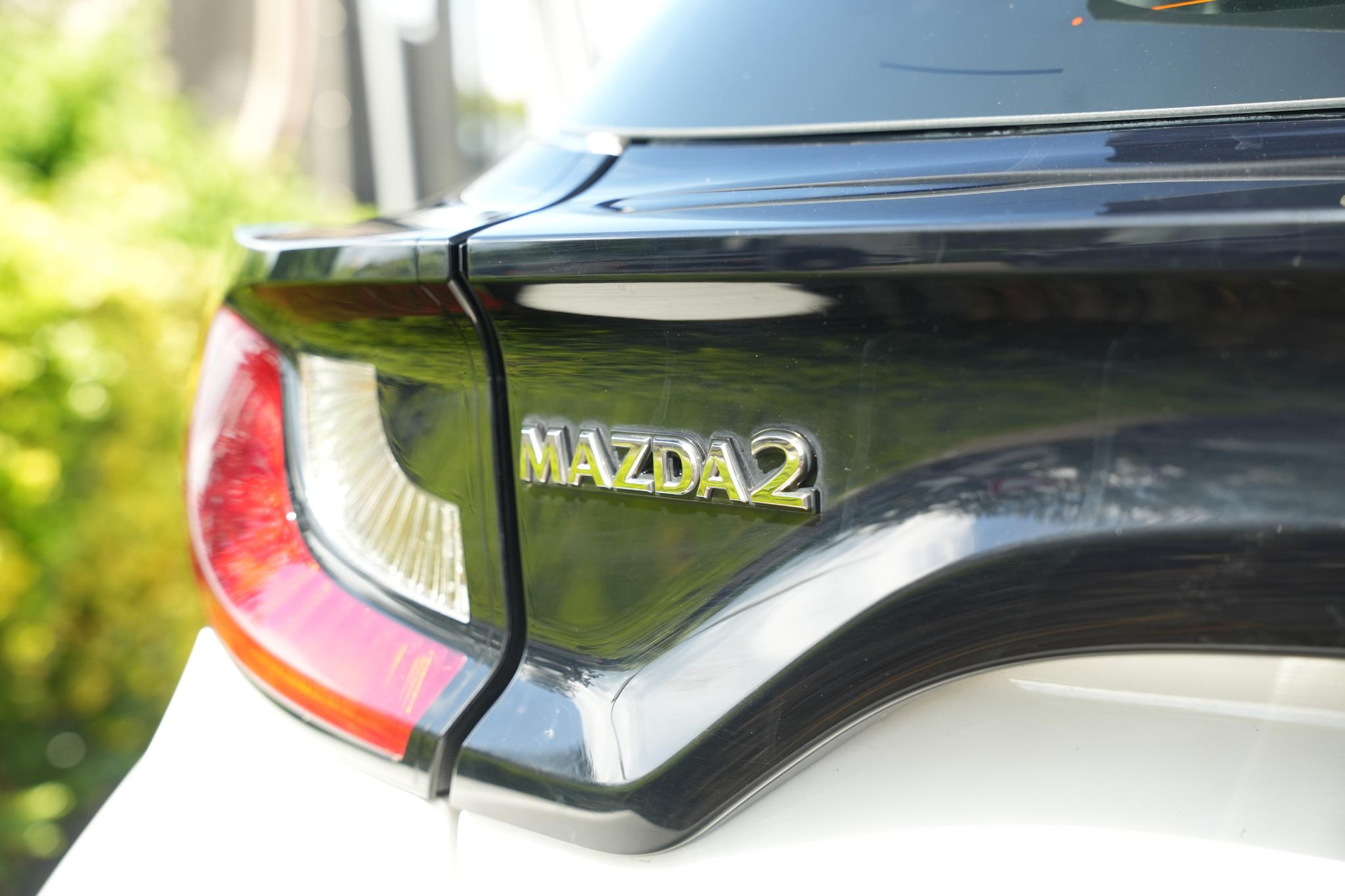 Mazda 2 Hybrid 1.5 Centre-line 2023 LUNAR WHITE (A8D) 15