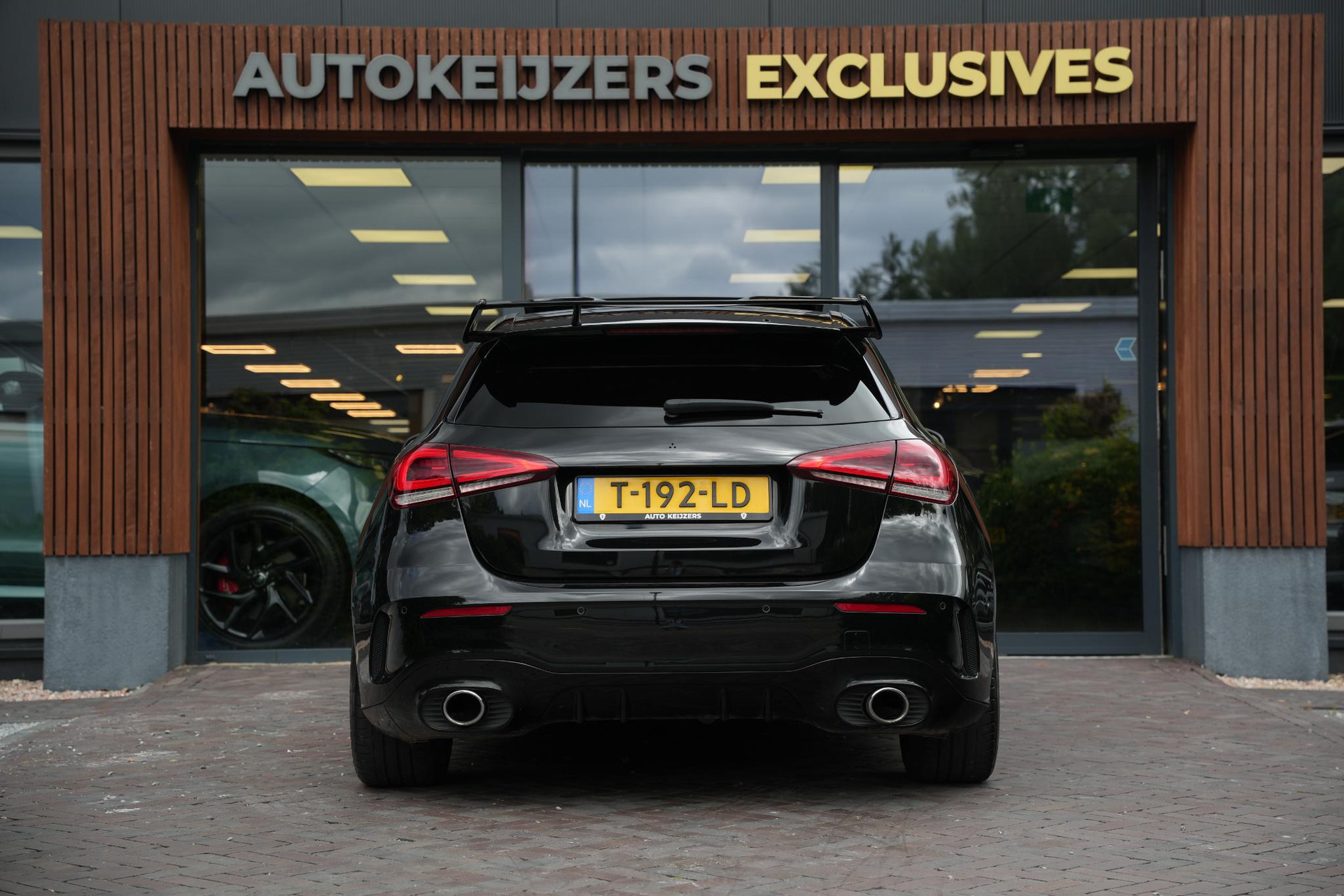 Mercedes-Benz A-Klasse 220 Premium Plus 2019  13