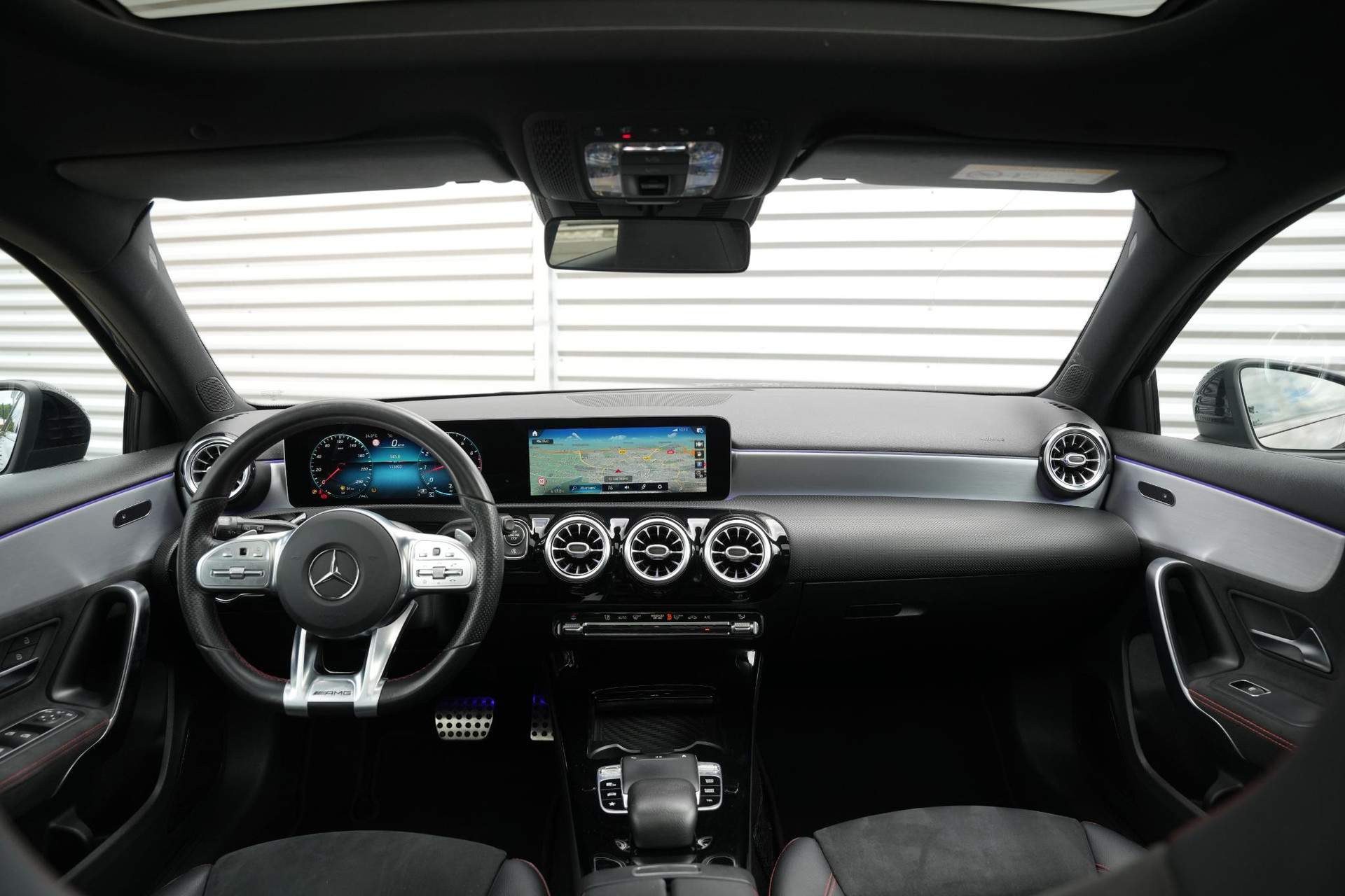 Mercedes-Benz A-Klasse 220 Premium Plus 2019  2