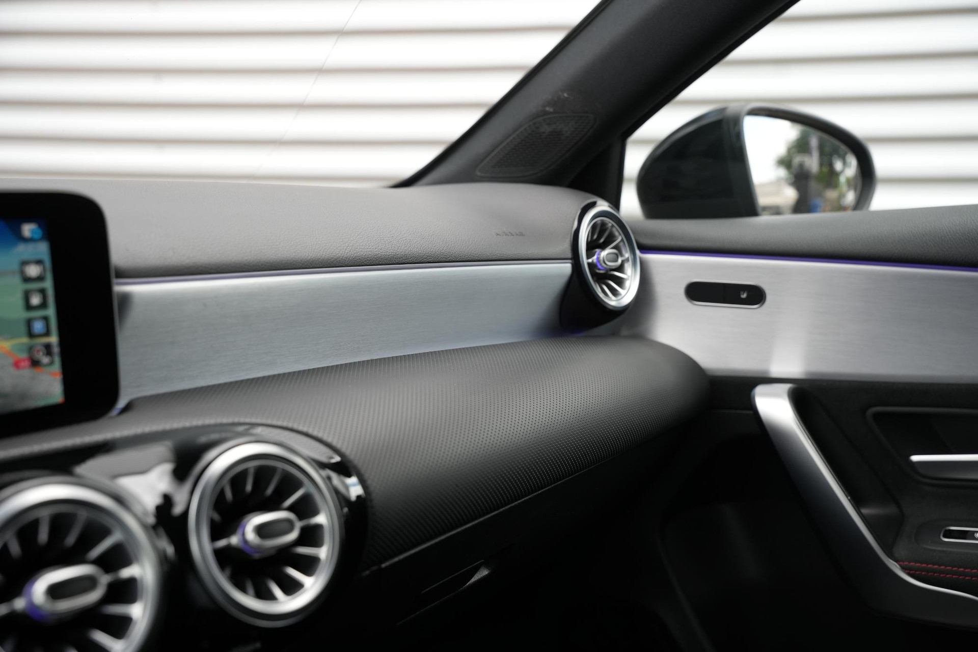 Mercedes-Benz A-Klasse 220 Premium Plus 2019  30