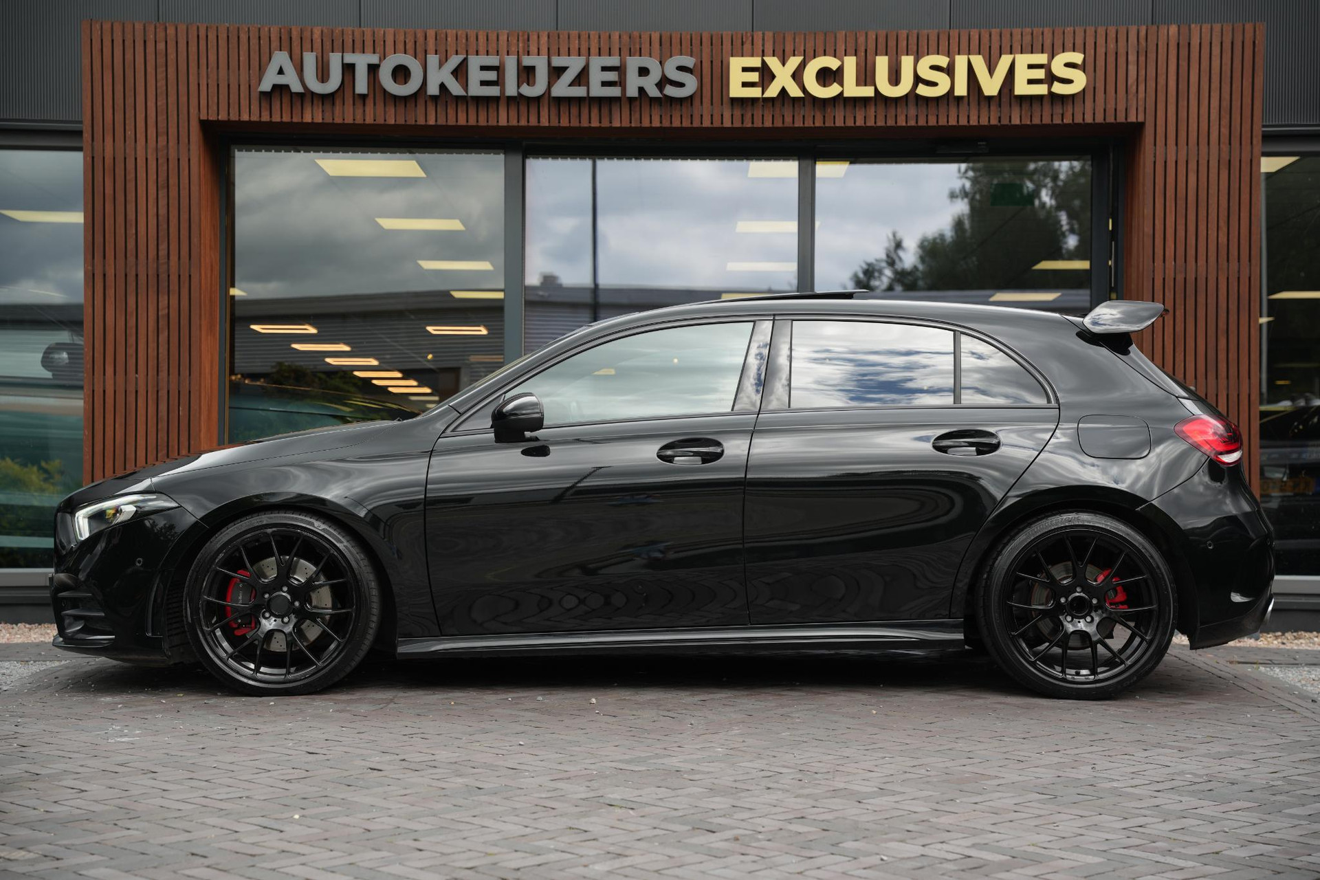 Mercedes-Benz A-Klasse 220 Premium Plus 2019  7