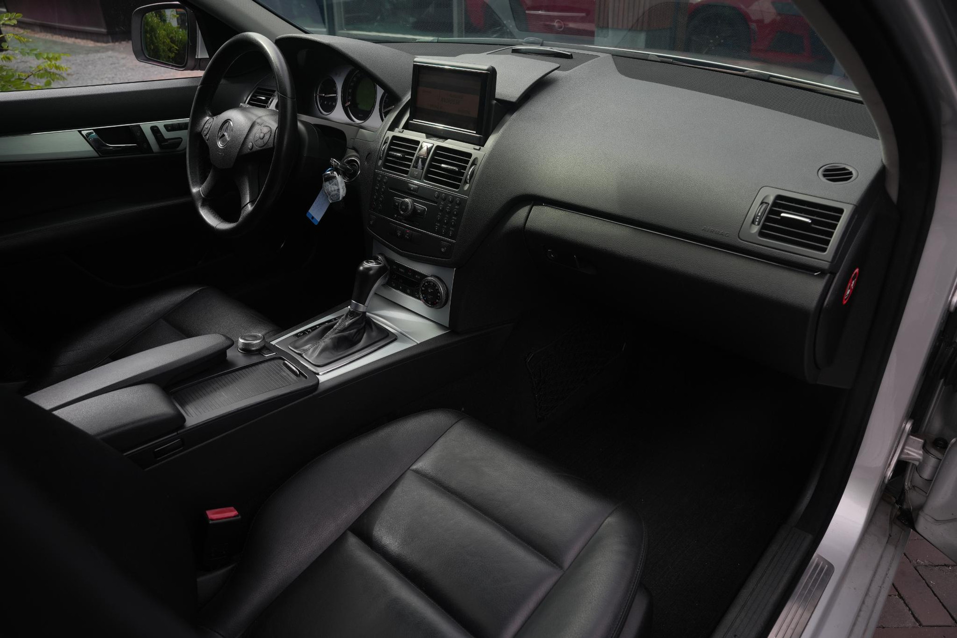 Mercedes-Benz C-Klasse 350 Avantgarde 2009 IRIDIUM SILVER - METALLIC FINISH (775U) 17