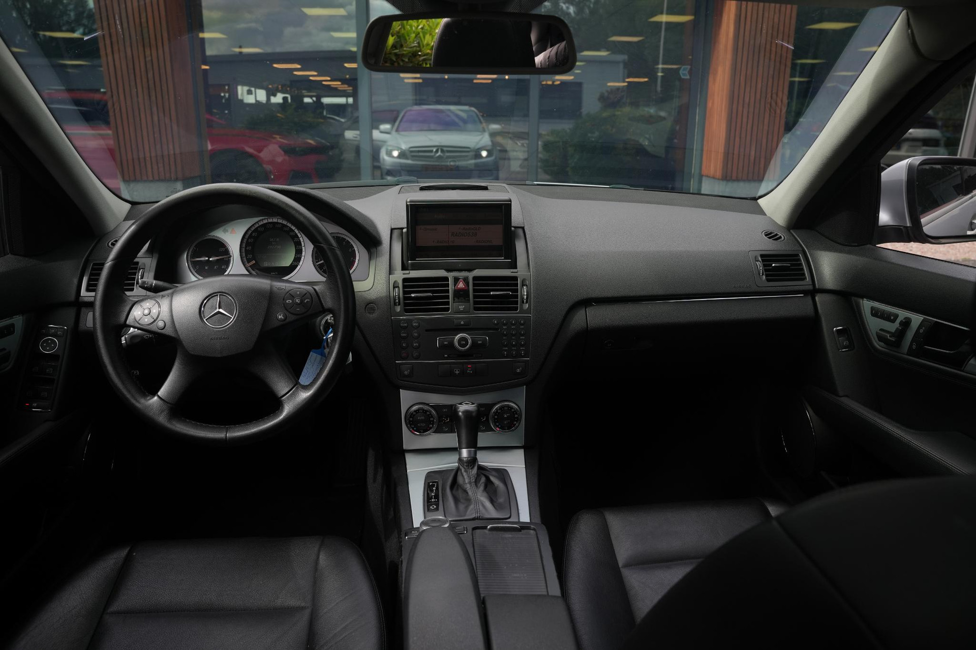 Mercedes-Benz C-Klasse 350 Avantgarde 2009 IRIDIUM SILVER - METALLIC FINISH (775U) 2