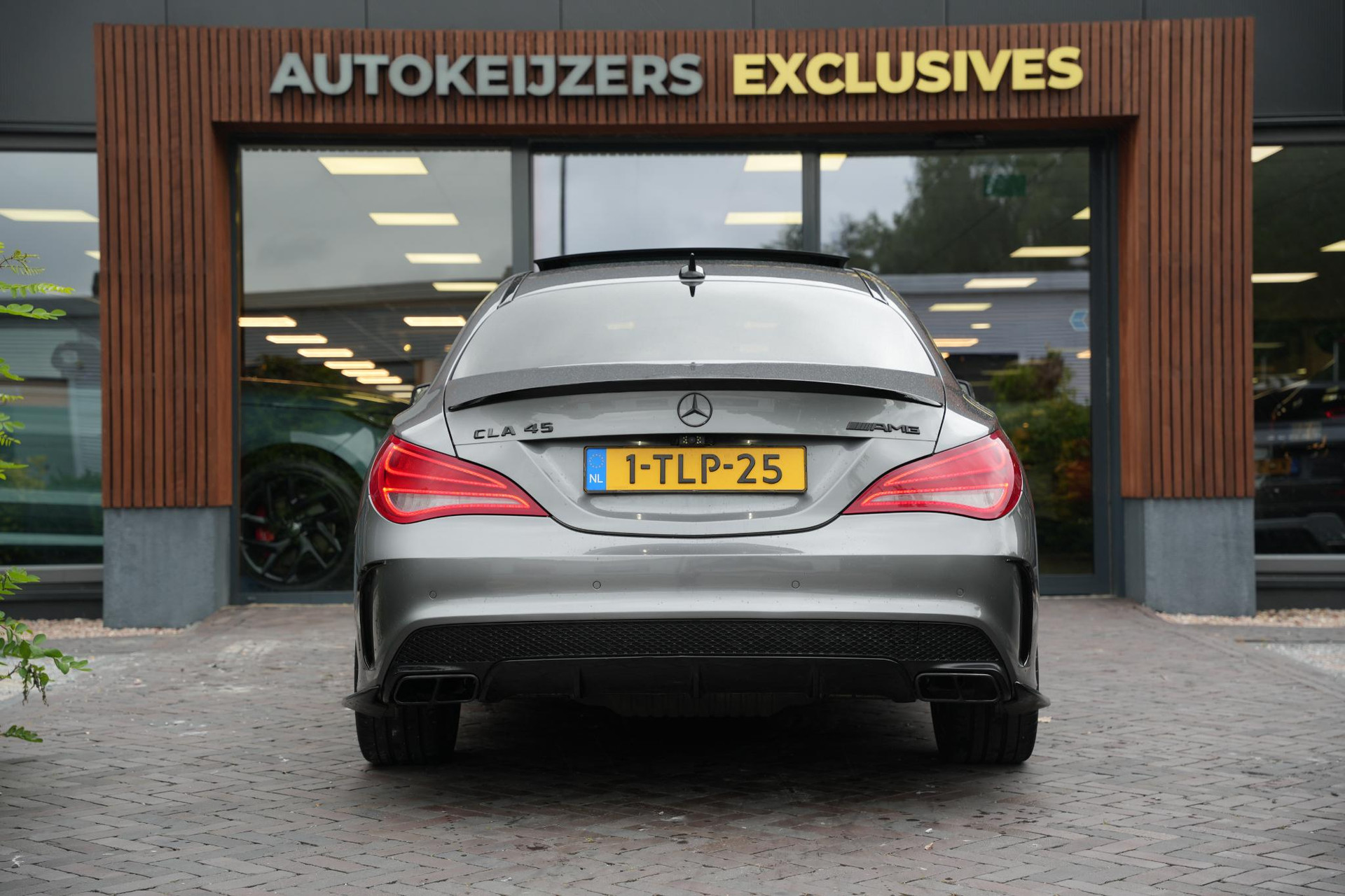 Mercedes-Benz CLA-Klasse AMG 45 4MATIC 2014 MOUNTAIN GRAY - METALLICH FINISH (787U) 11