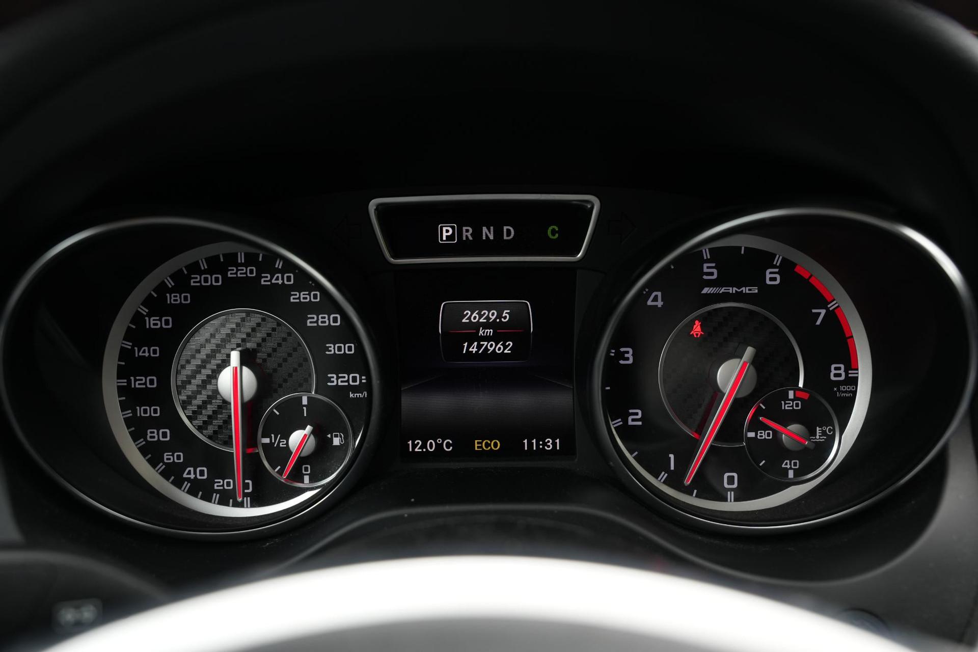 Mercedes-Benz CLA-Klasse AMG 45 4MATIC 2014 MOUNTAIN GRAY - METALLICH FINISH (787U) 16