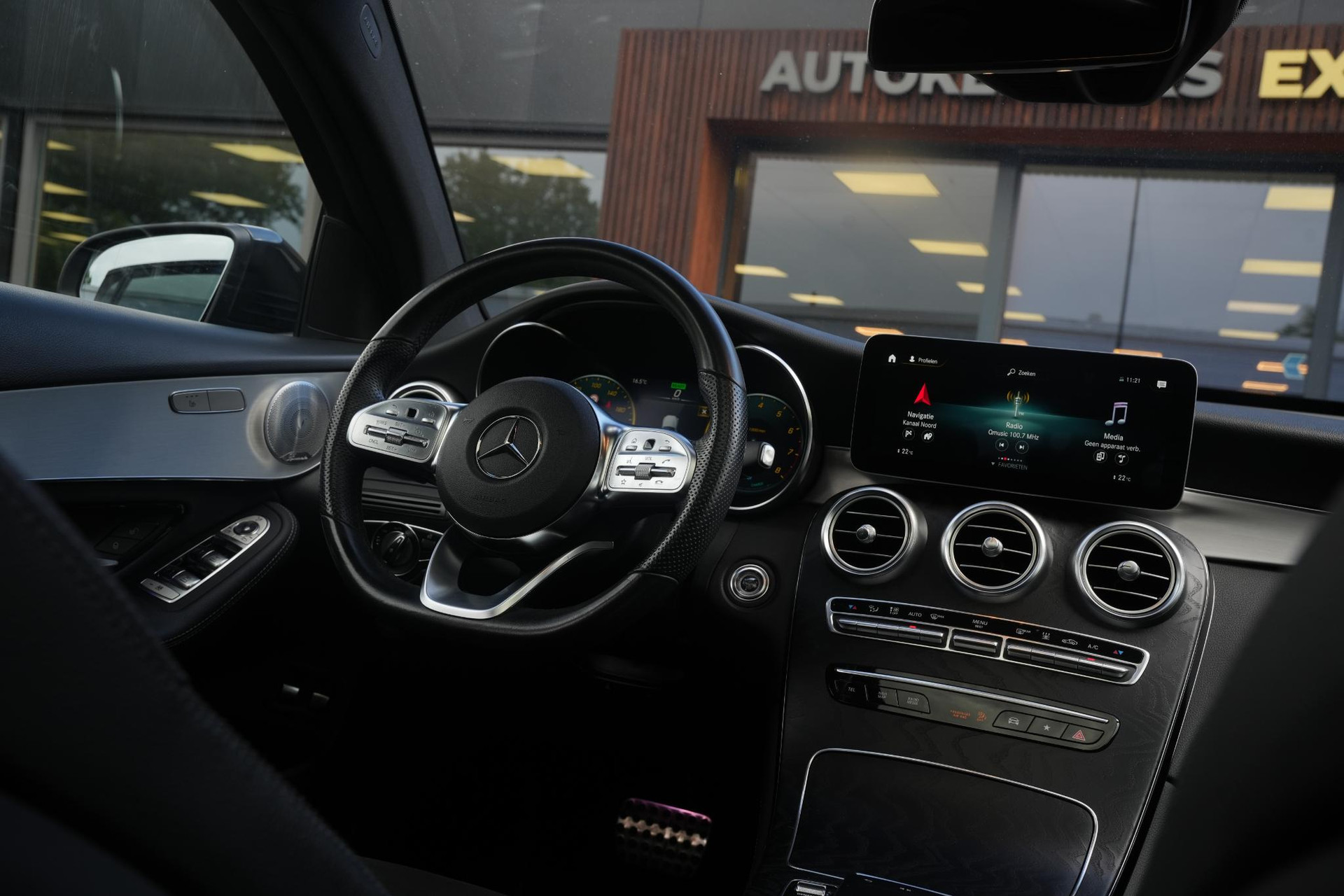 Mercedes-Benz GLC 200 4MATIC Advantage 2020  18