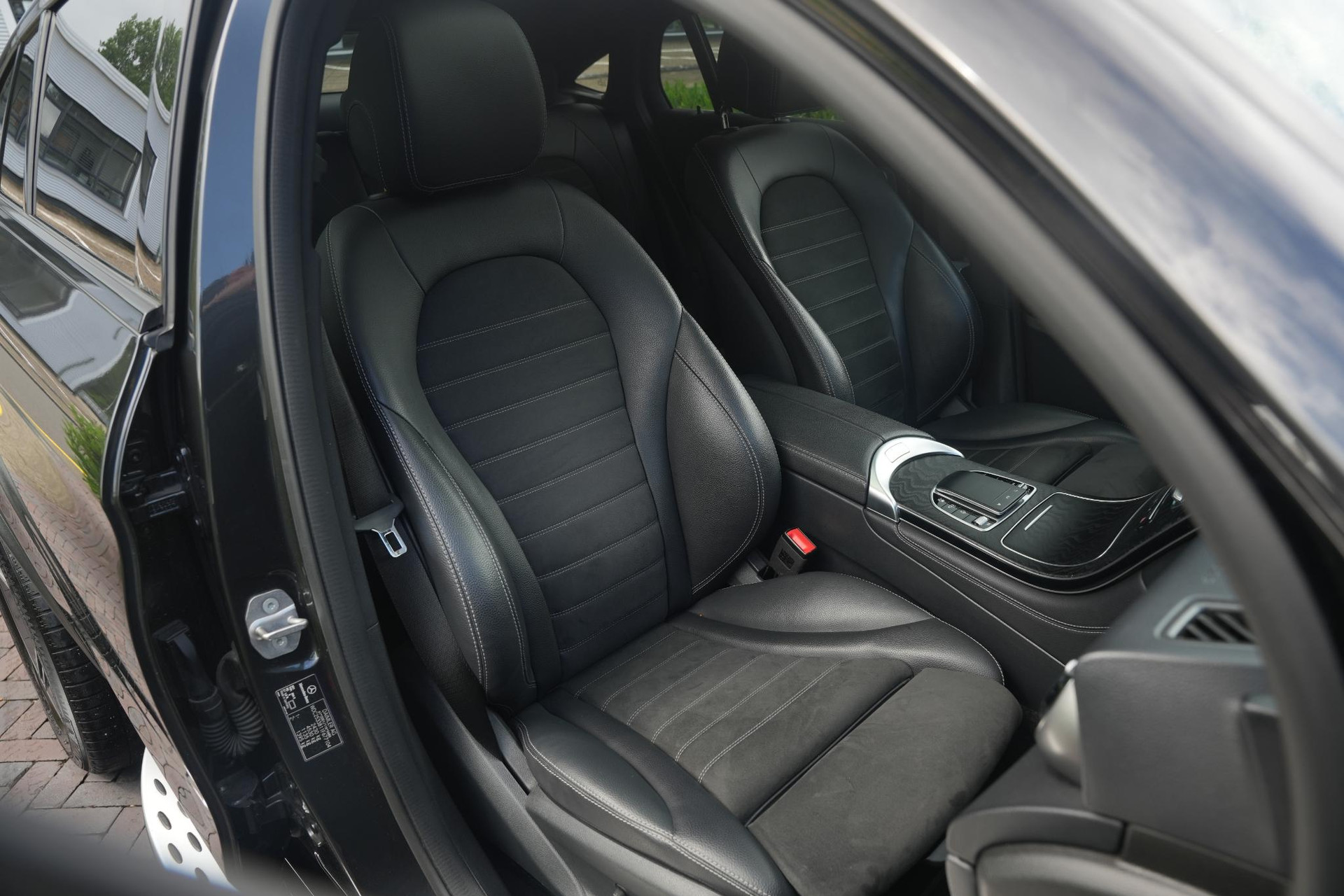 Mercedes-Benz GLC 200 4MATIC Advantage 2020  24