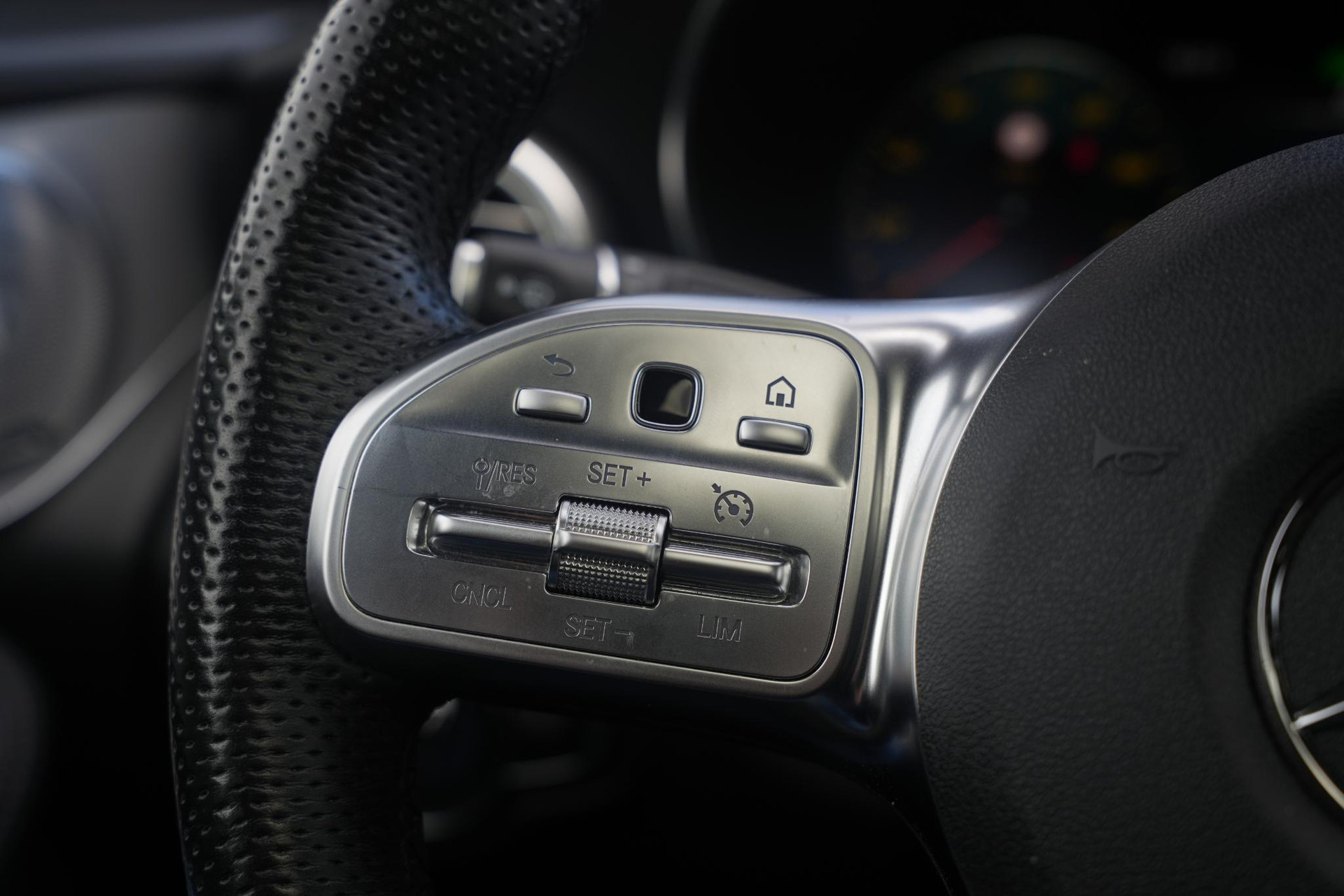 Mercedes-Benz GLC 200 4MATIC Advantage 2020  29