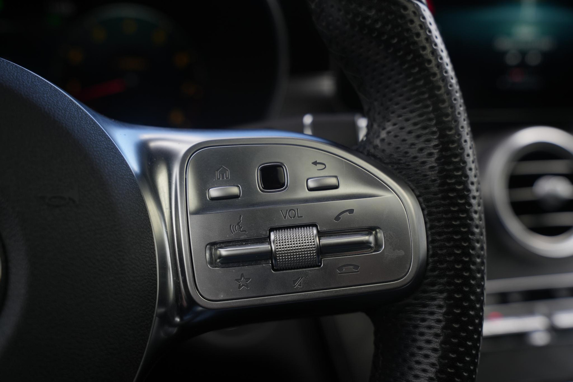 Mercedes-Benz GLC 200 4MATIC Advantage 2020  30