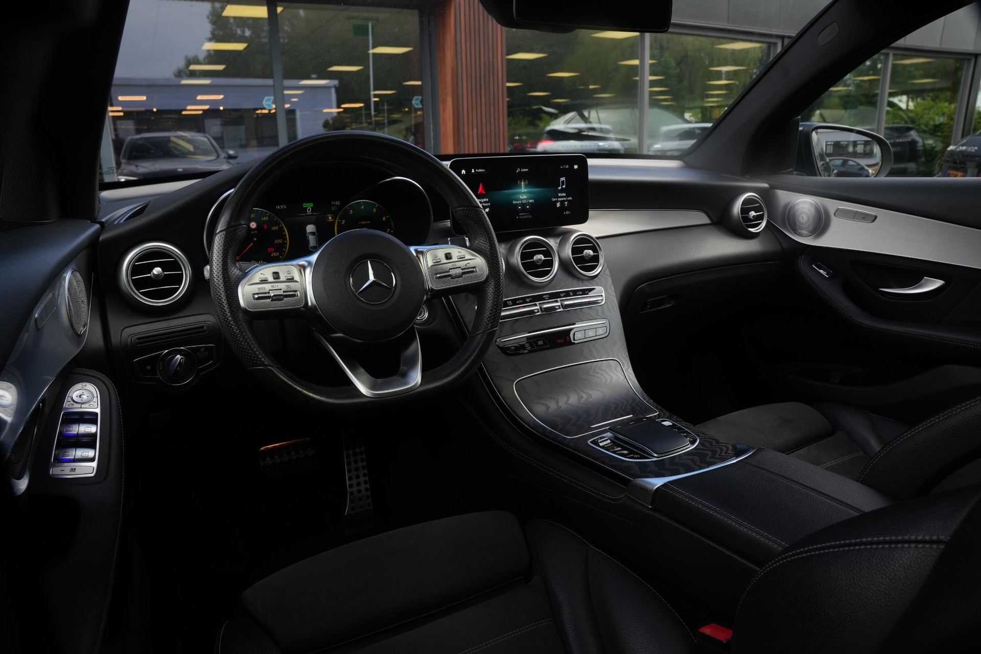 Mercedes-Benz GLC 200 4MATIC Advantage 2020  5