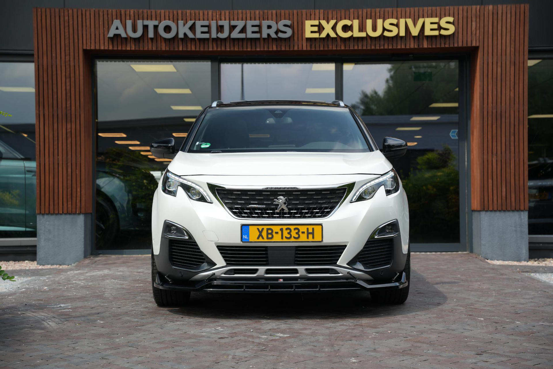 Peugeot 3008 1.2 PureTech GT Line 2018 Blanc nacré 3