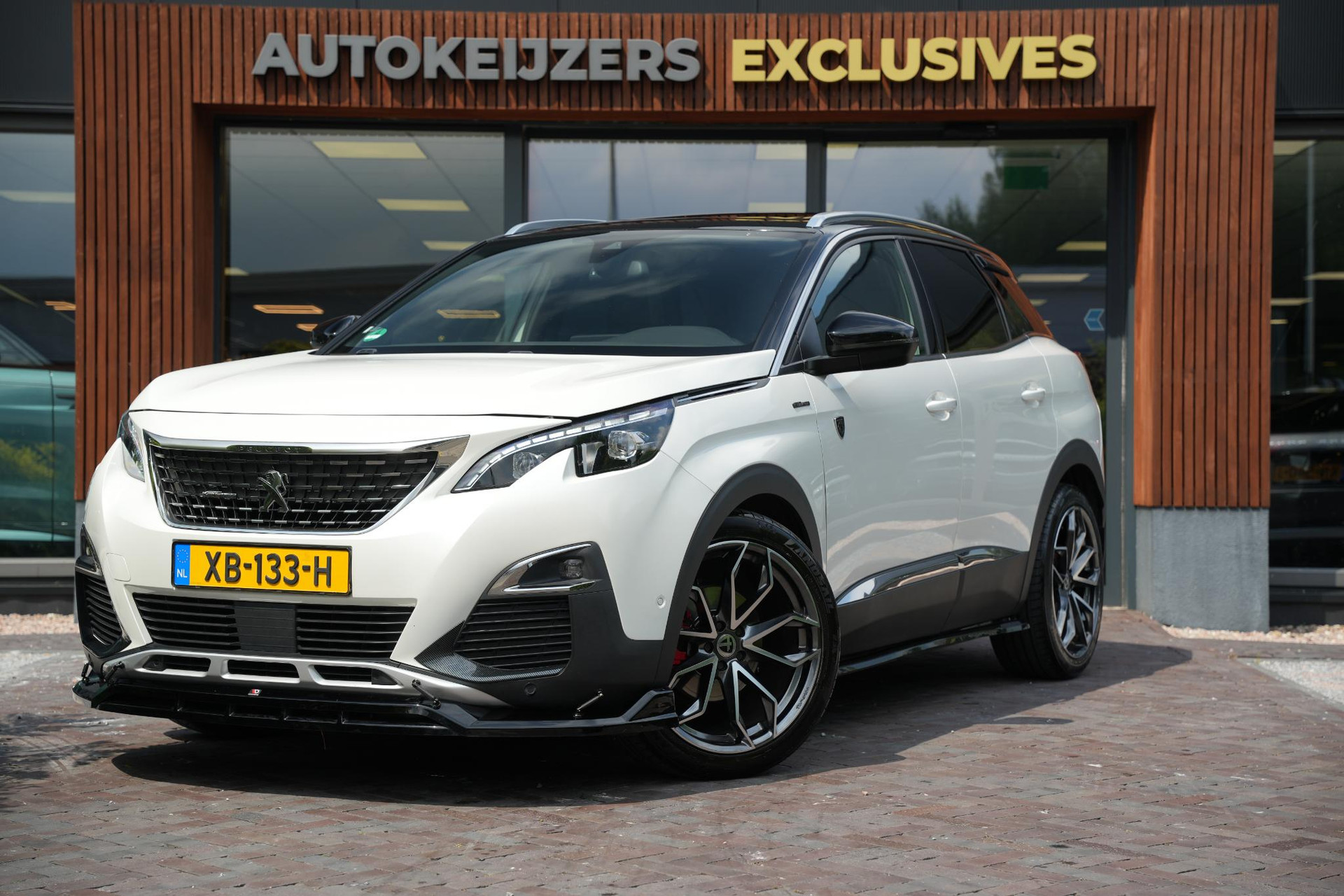 Peugeot 3008 1.2 PureTech GT Line 2018 Blanc nacré 5