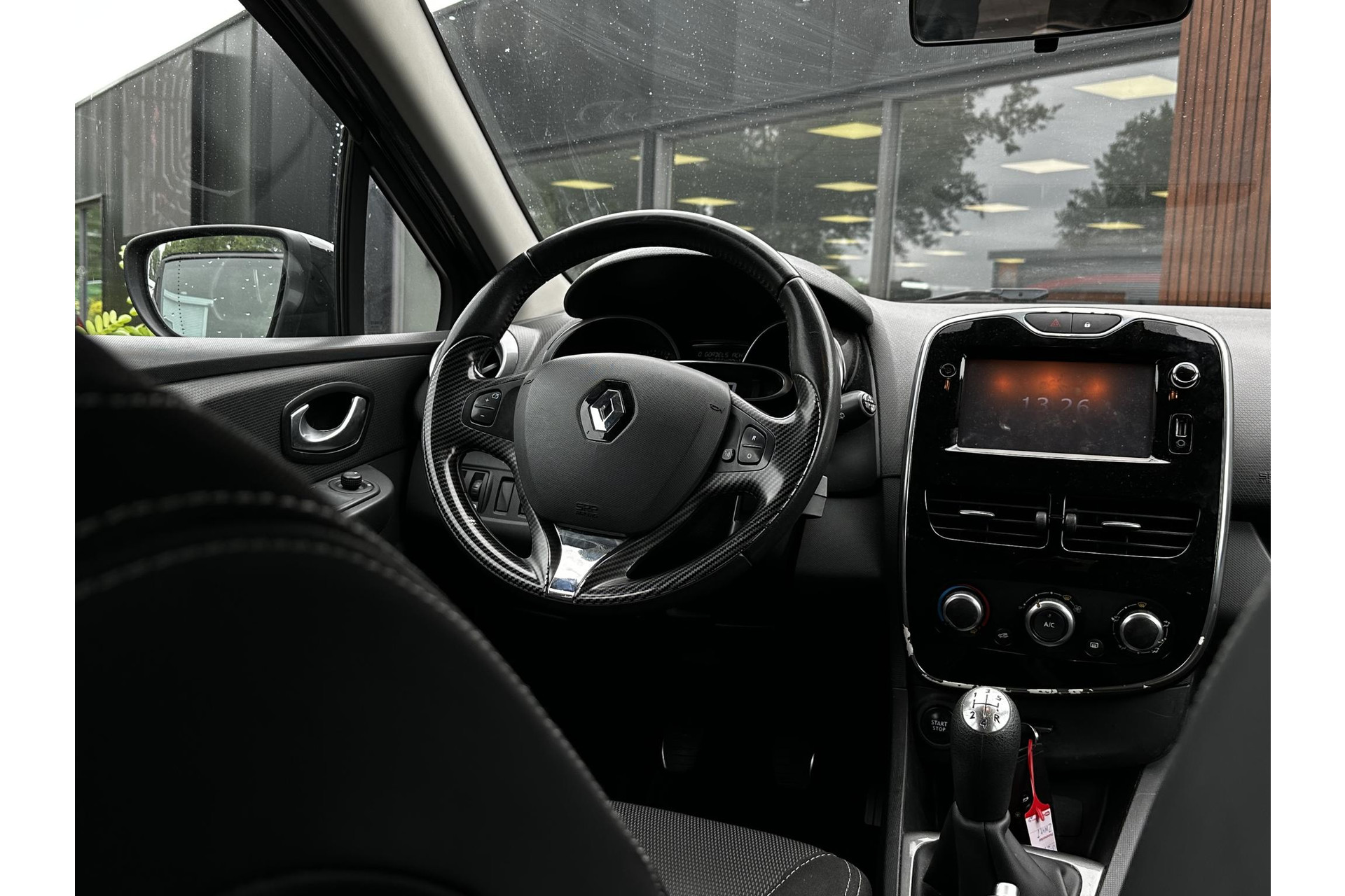 Renault Clio 0.9 TCe Expression 2015 Noir etoile gne  2