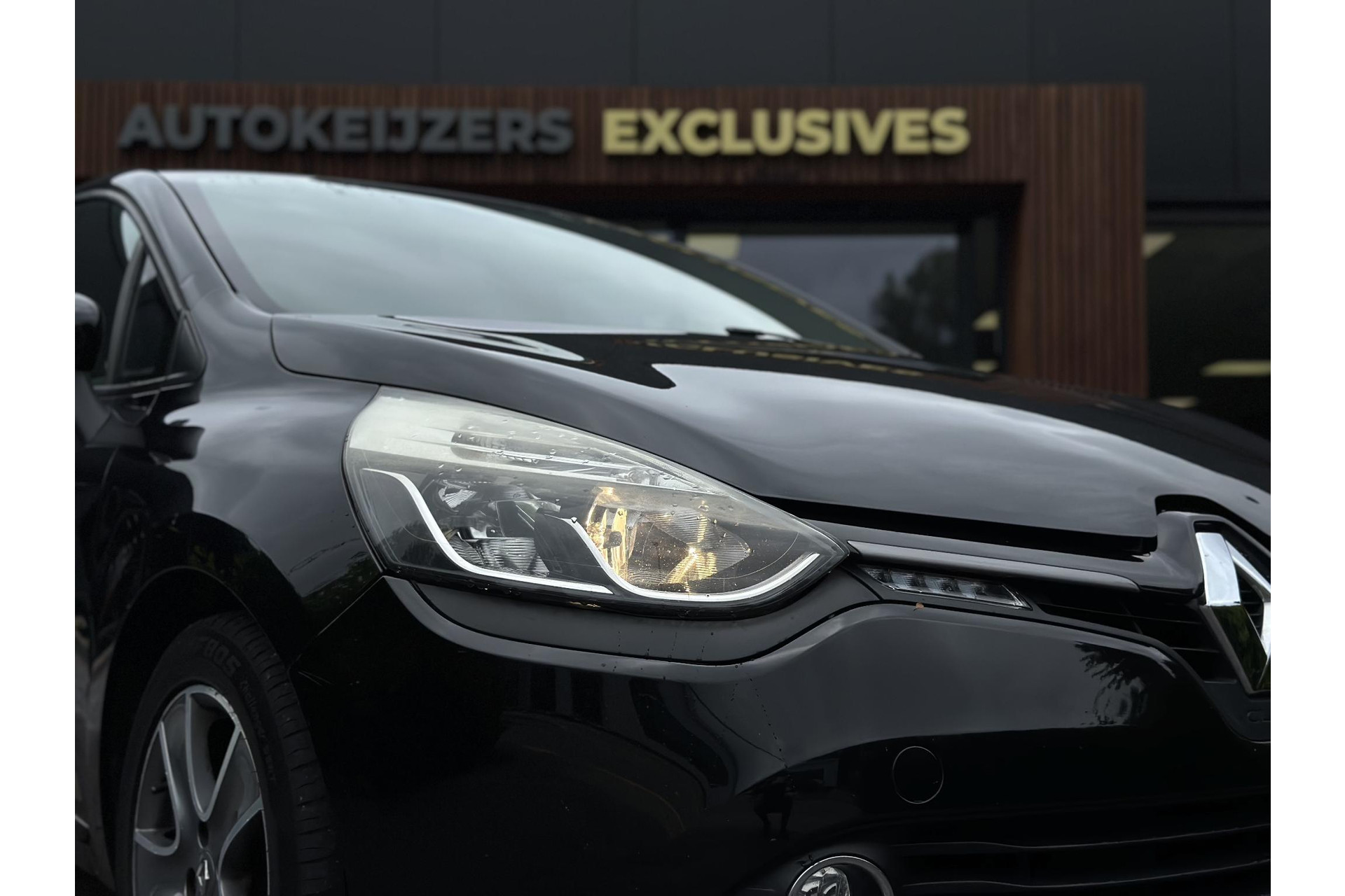 Renault Clio 0.9 TCe Expression 2015 Noir etoile gne  26