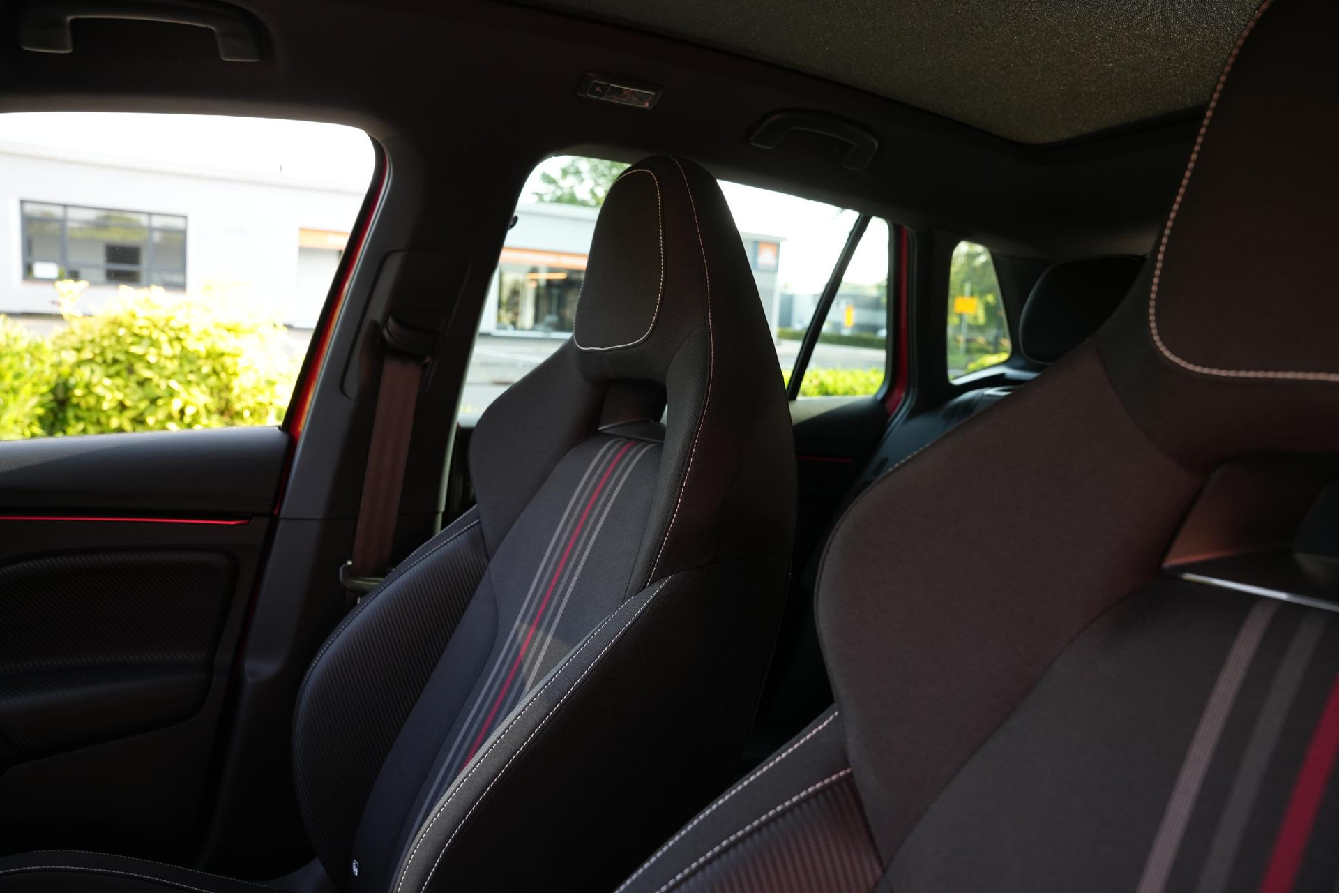 Škoda Kamiq 1.0 TSI Monte Carlo 2026 Velvet red (K1) 18