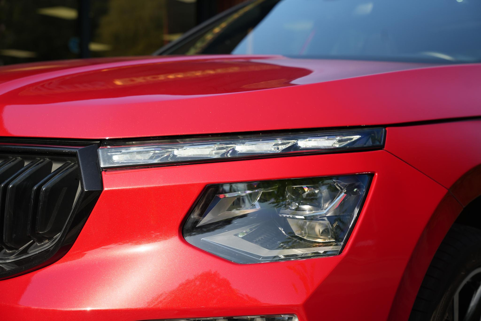Škoda Kamiq 1.0 TSI Monte Carlo 2026 Velvet red (K1) 23