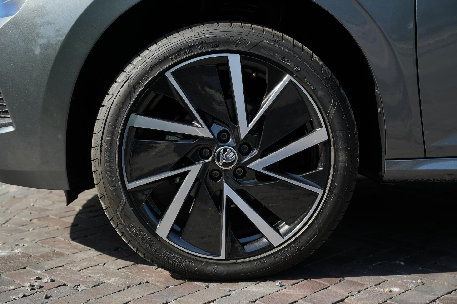 Škoda Kamiq 1.5 TSI Monte Carlo 2026 (5X1Z) 10