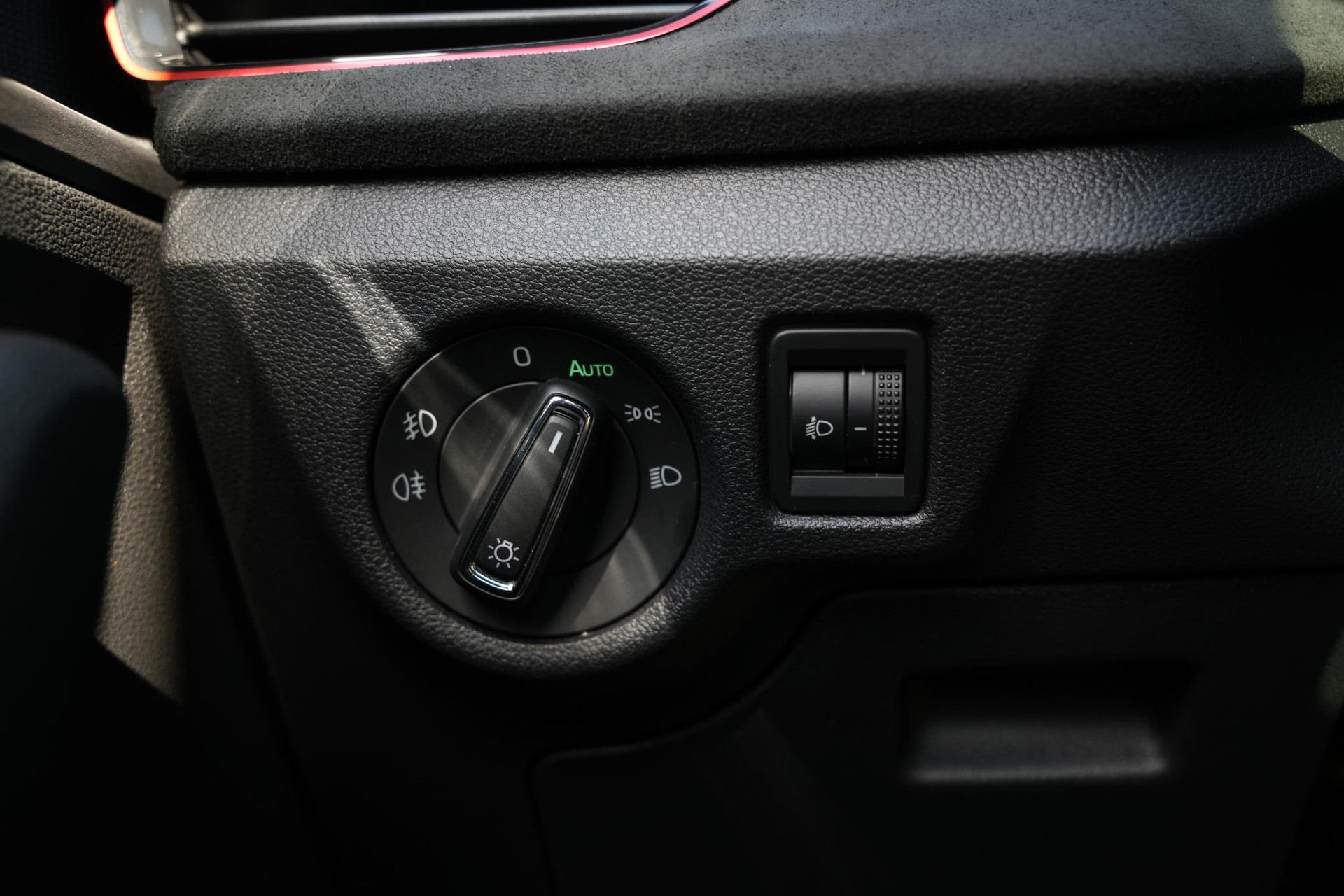 Škoda Kamiq 1.5 TSI Monte Carlo 2026 (5X1Z) 24