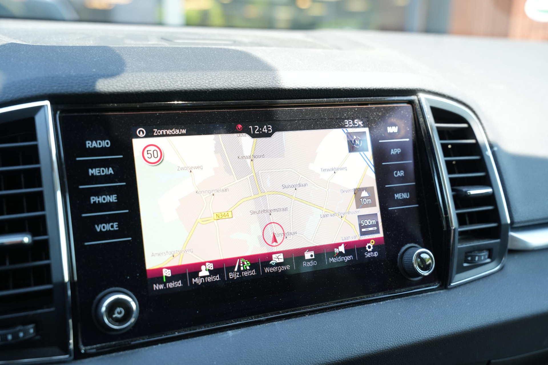 Škoda Karoq 1.0 TSI Business Edition 2020 Steel grey 10