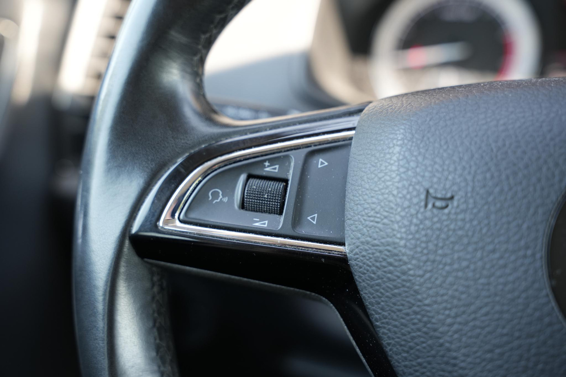 Škoda Karoq 1.0 TSI Business Edition 2020 Steel grey 16