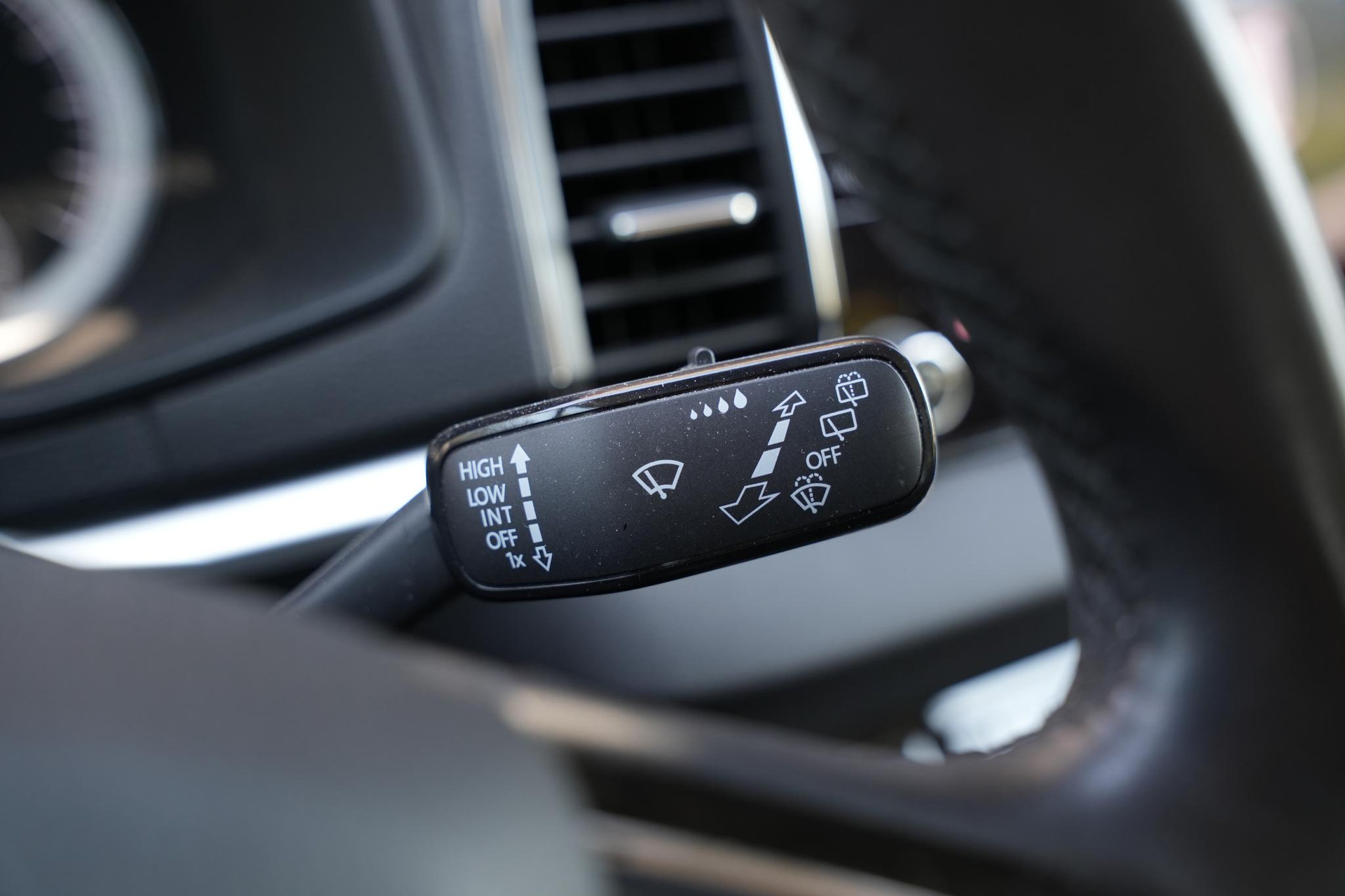 Škoda Karoq 1.0 TSI Business Edition 2020 Steel grey 20